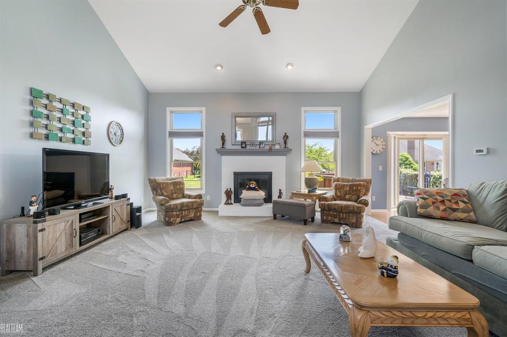 17456 Hilldale Drive