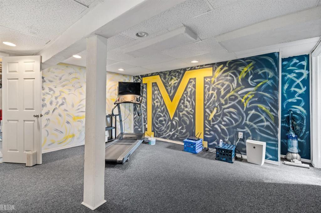 17456 Hilldale Drive