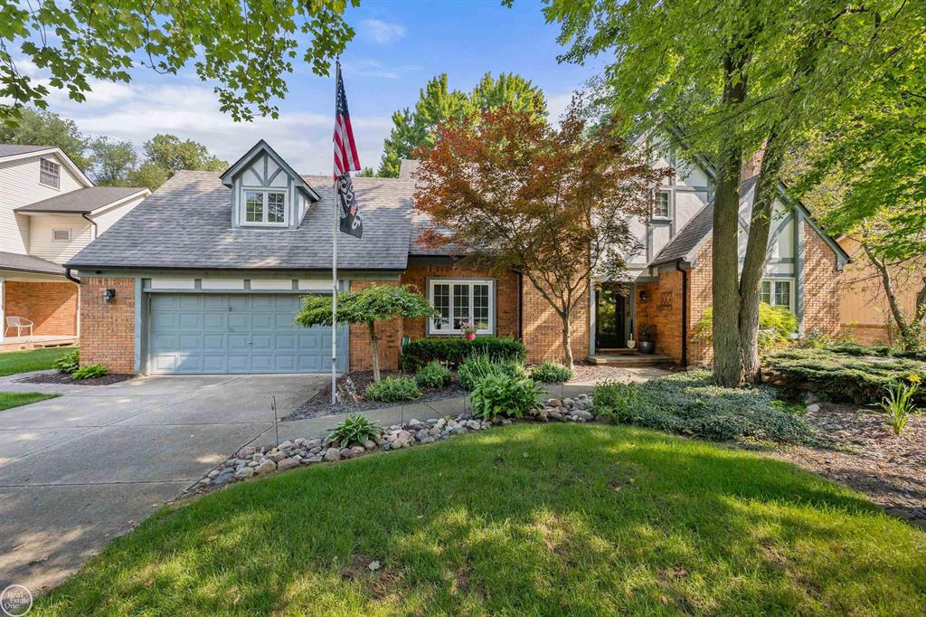 8993 Mary Ann Avenue