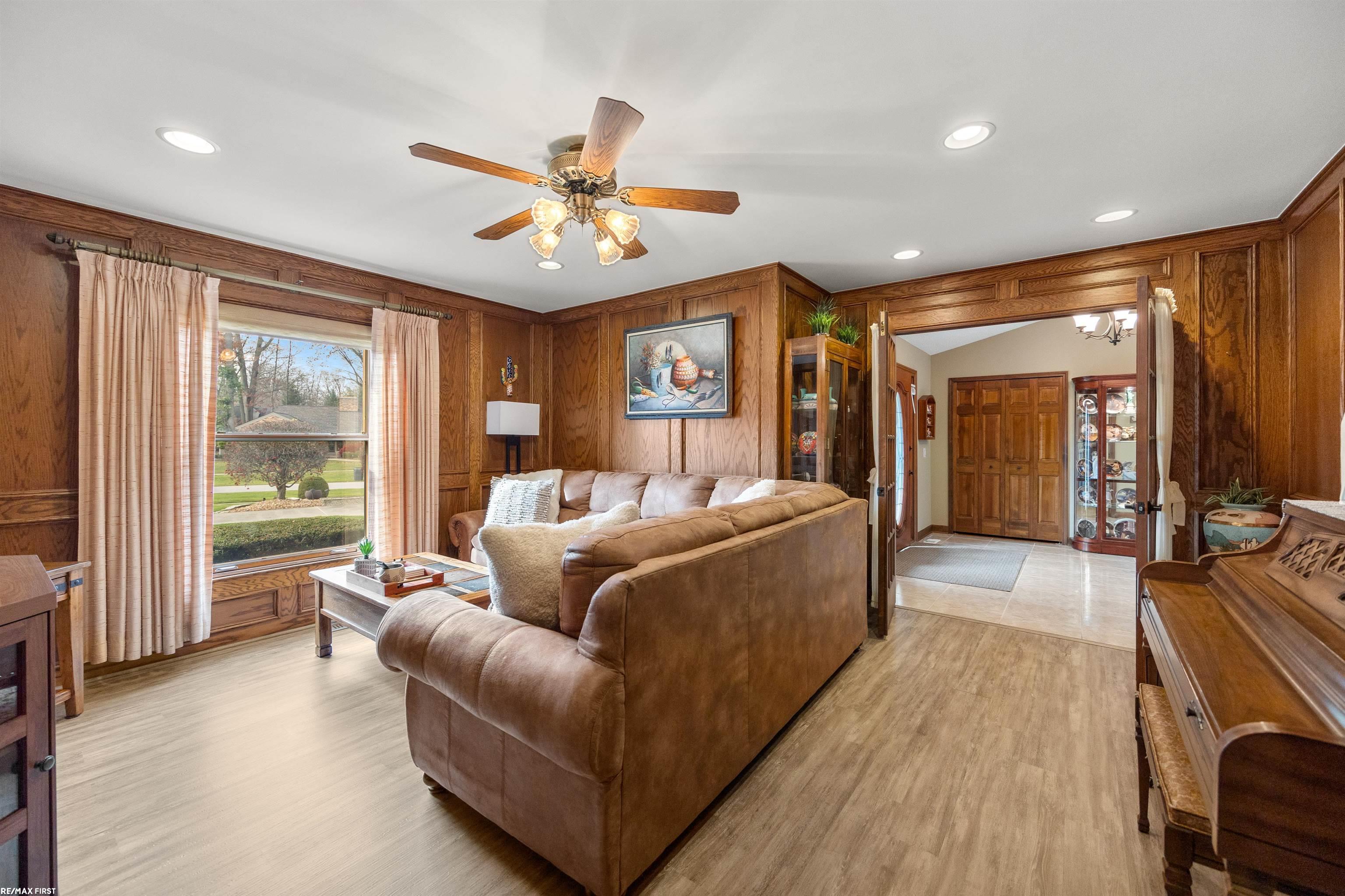 53518 Sherwood Lane