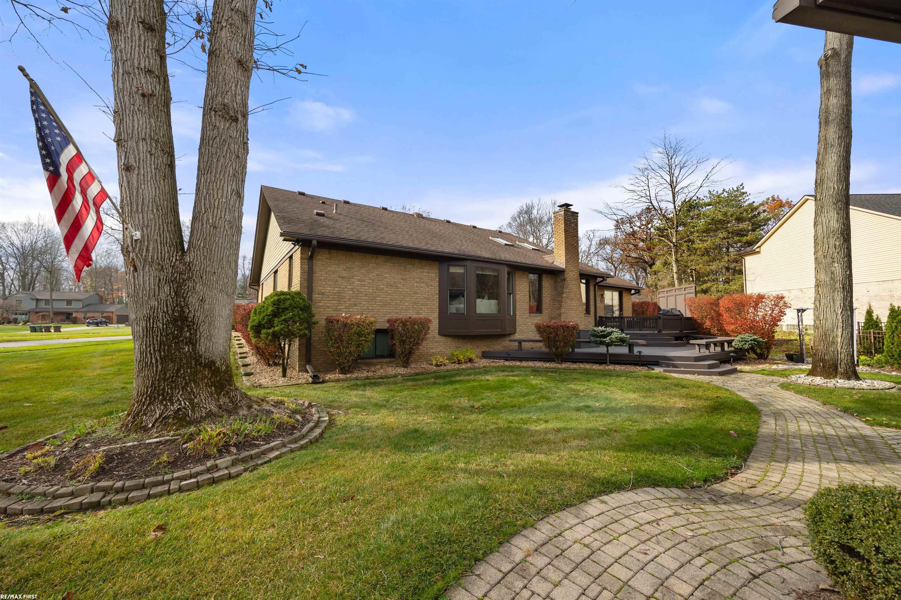53518 Sherwood Lane