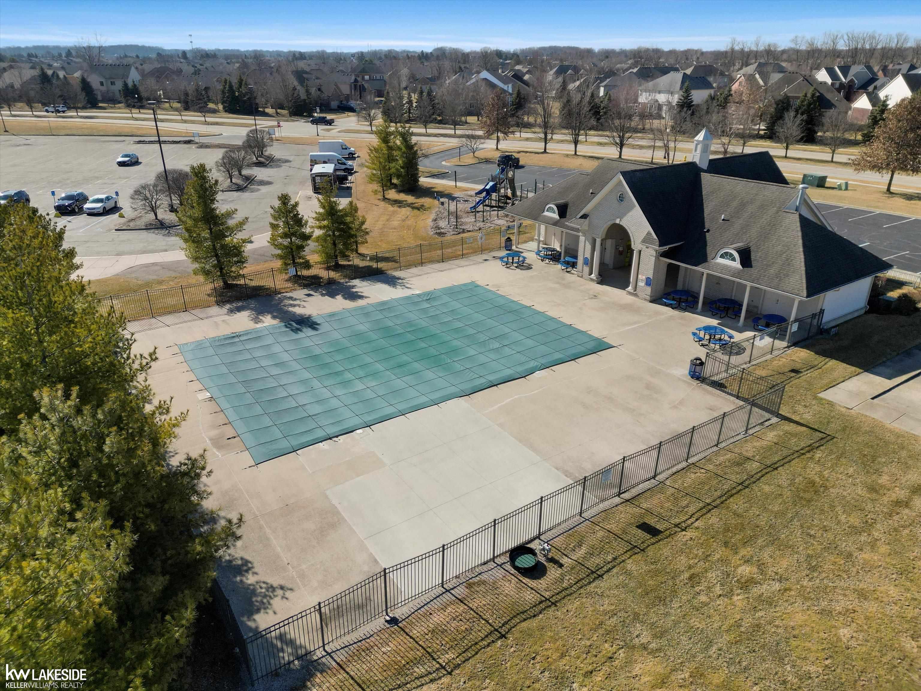 43647 MALLARD Lane