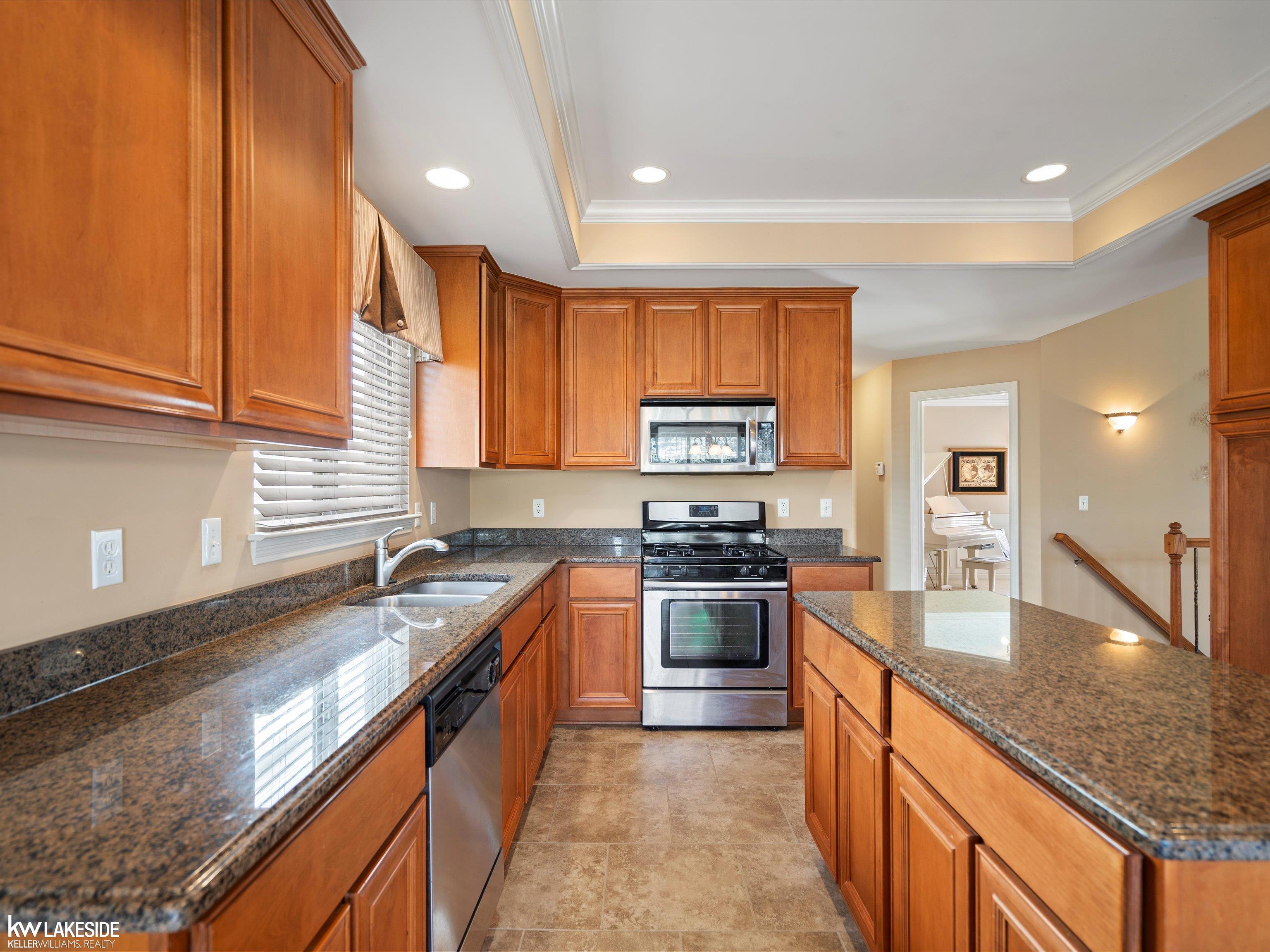 43647 MALLARD Lane