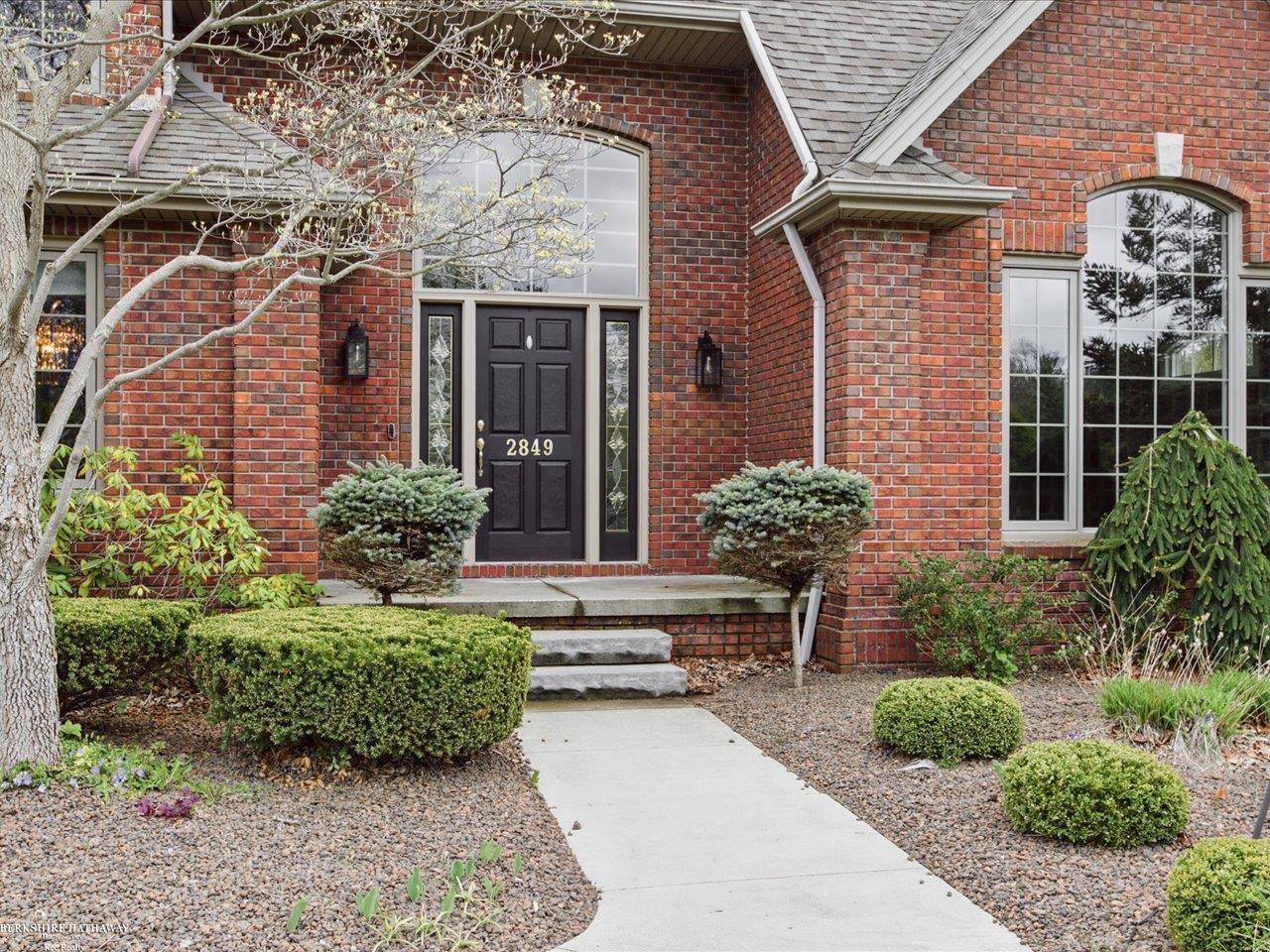 2849 Shorewood Boulevard