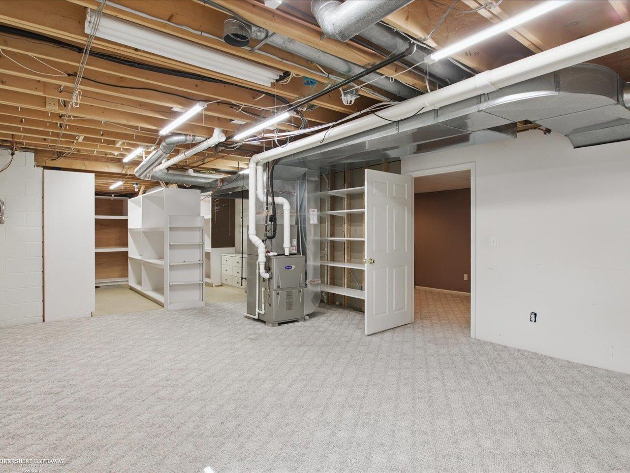 2849 Shorewood Boulevard