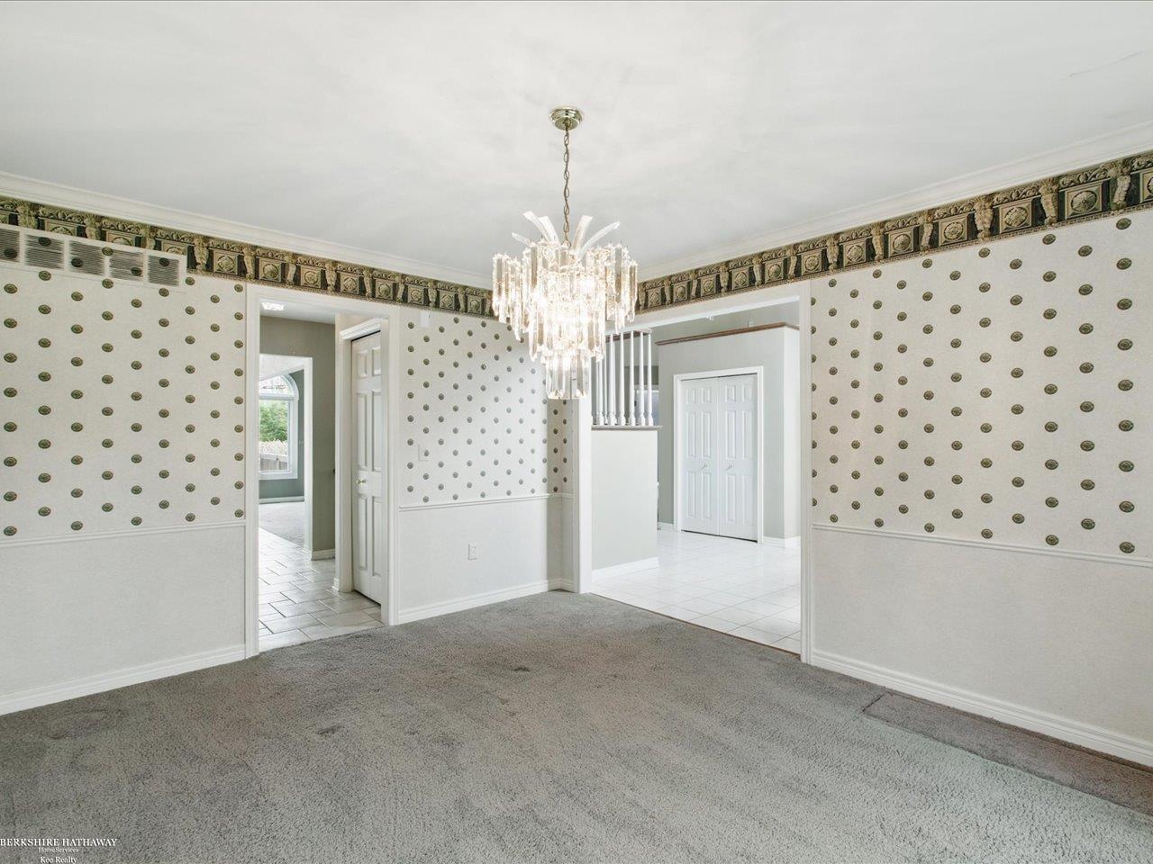 2849 Shorewood Boulevard