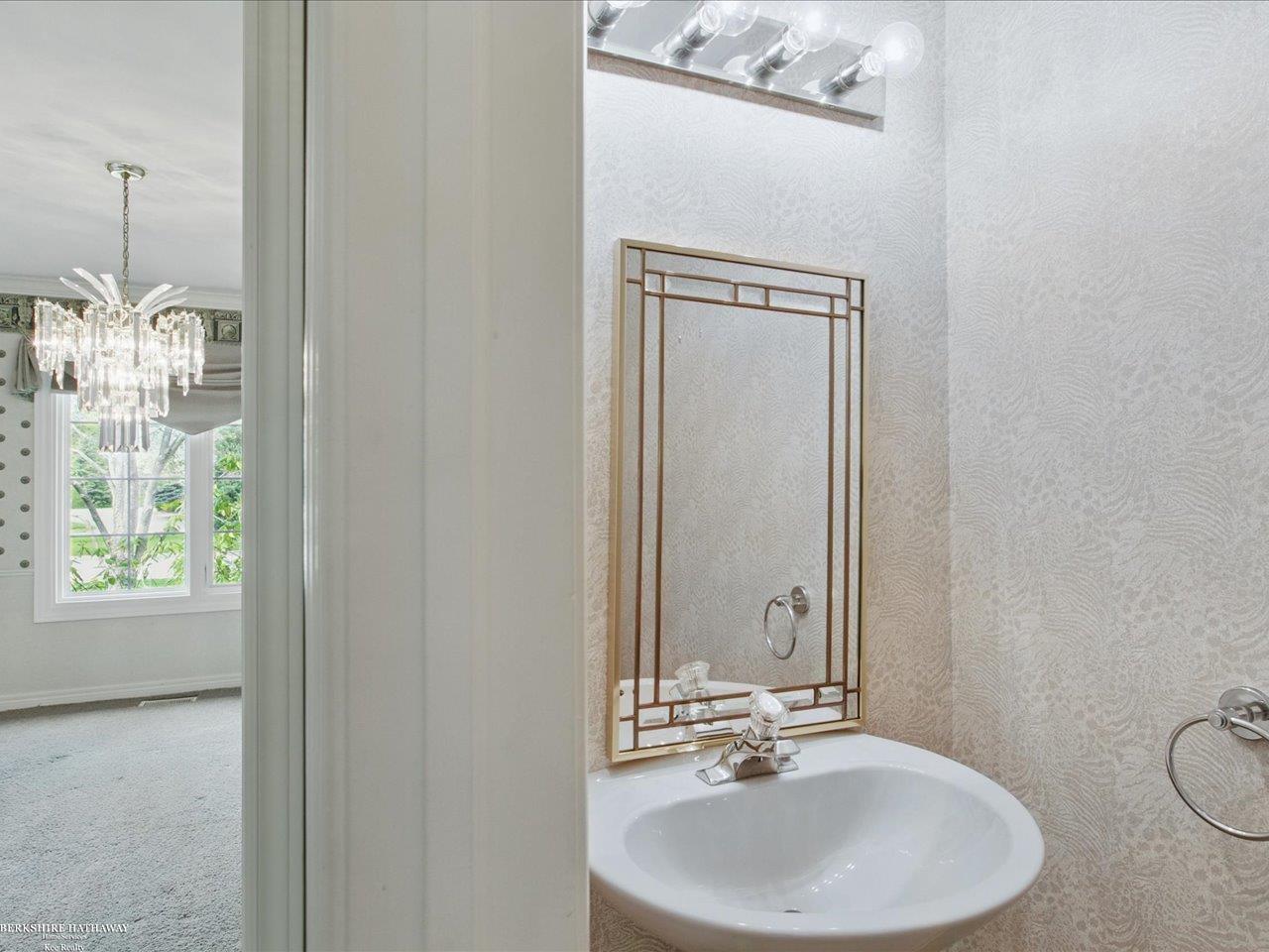 2849 Shorewood Boulevard