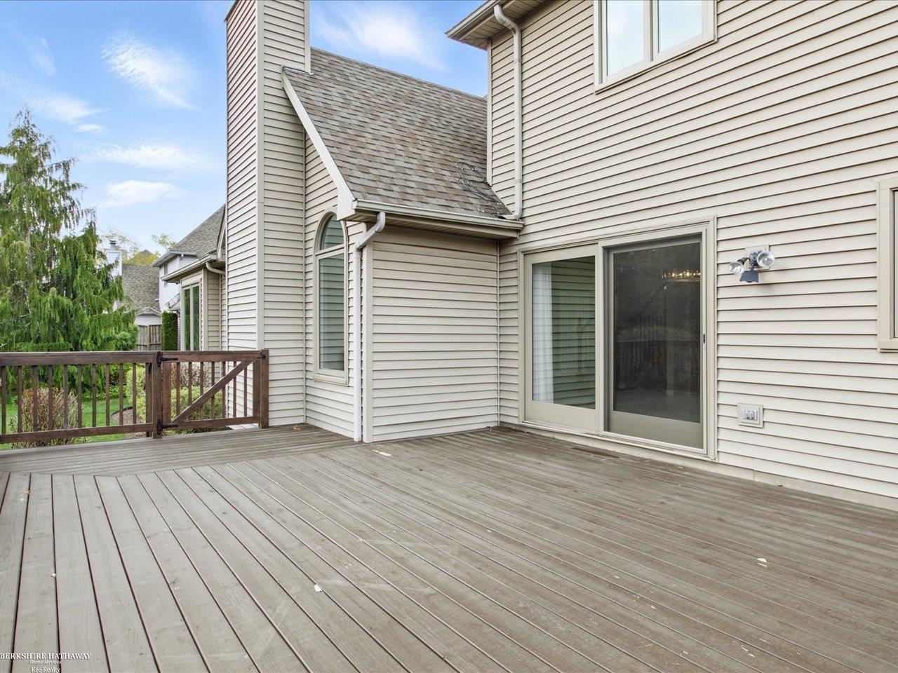 2849 Shorewood Boulevard