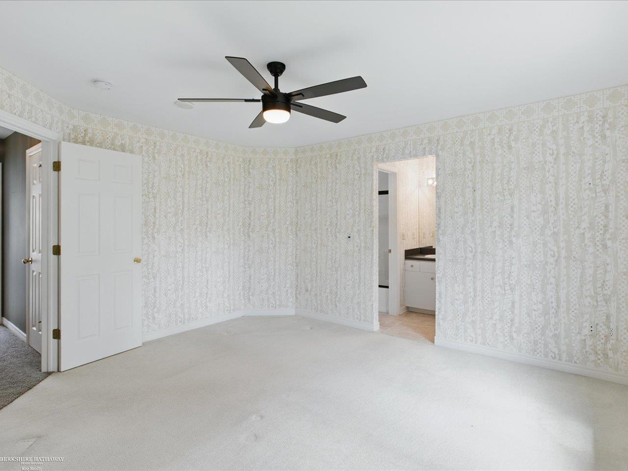 2849 Shorewood Boulevard