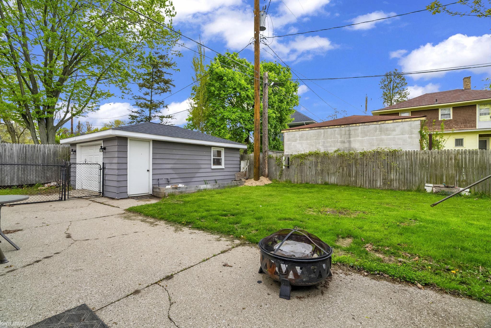 3444 Maple Street Street