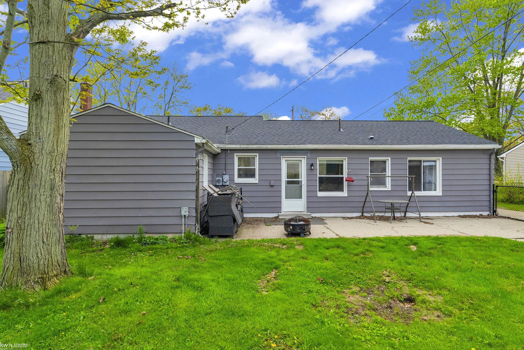 3444 Maple Street Street