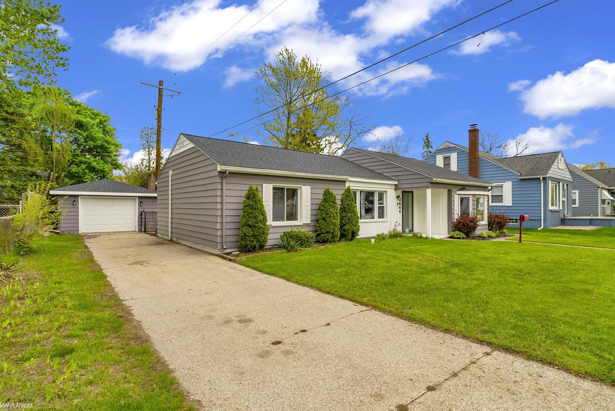 3444 Maple Street Street