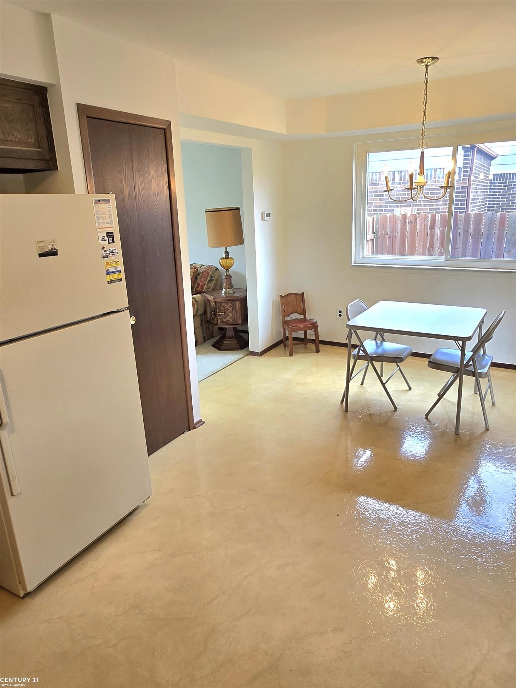 37742 Evergreen Dr Drive