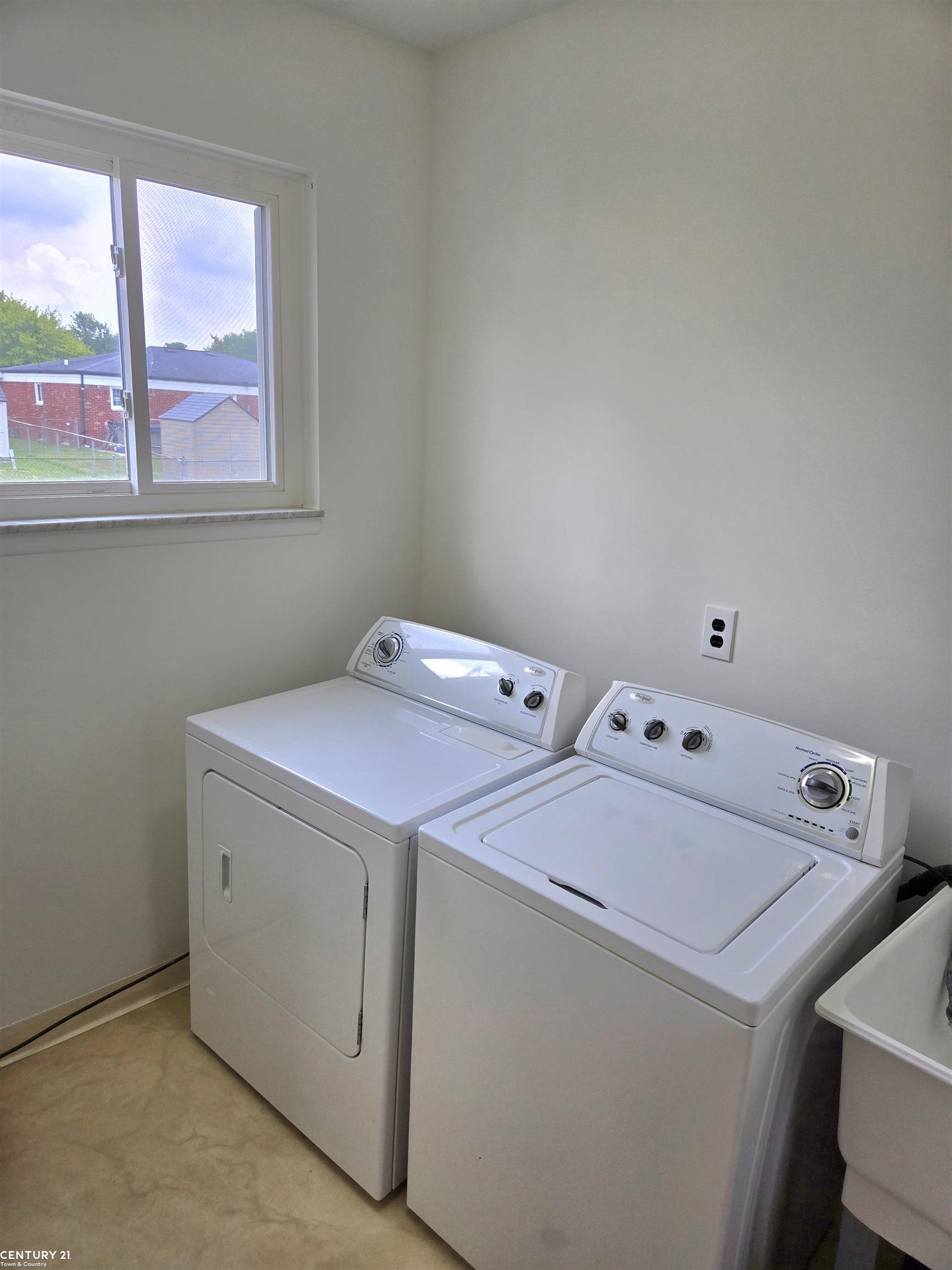 37742 Evergreen Dr Drive