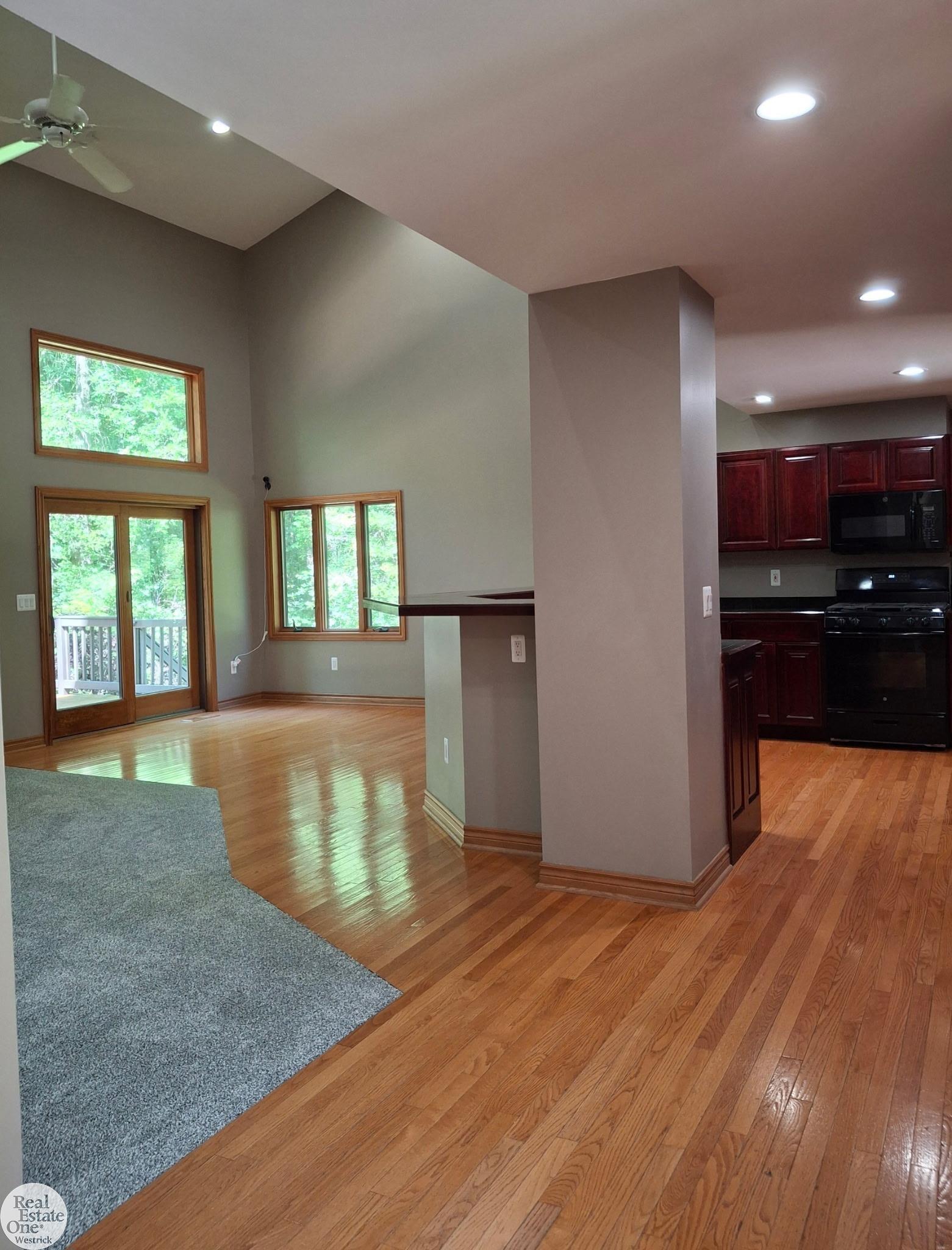 5746 Roberts Road