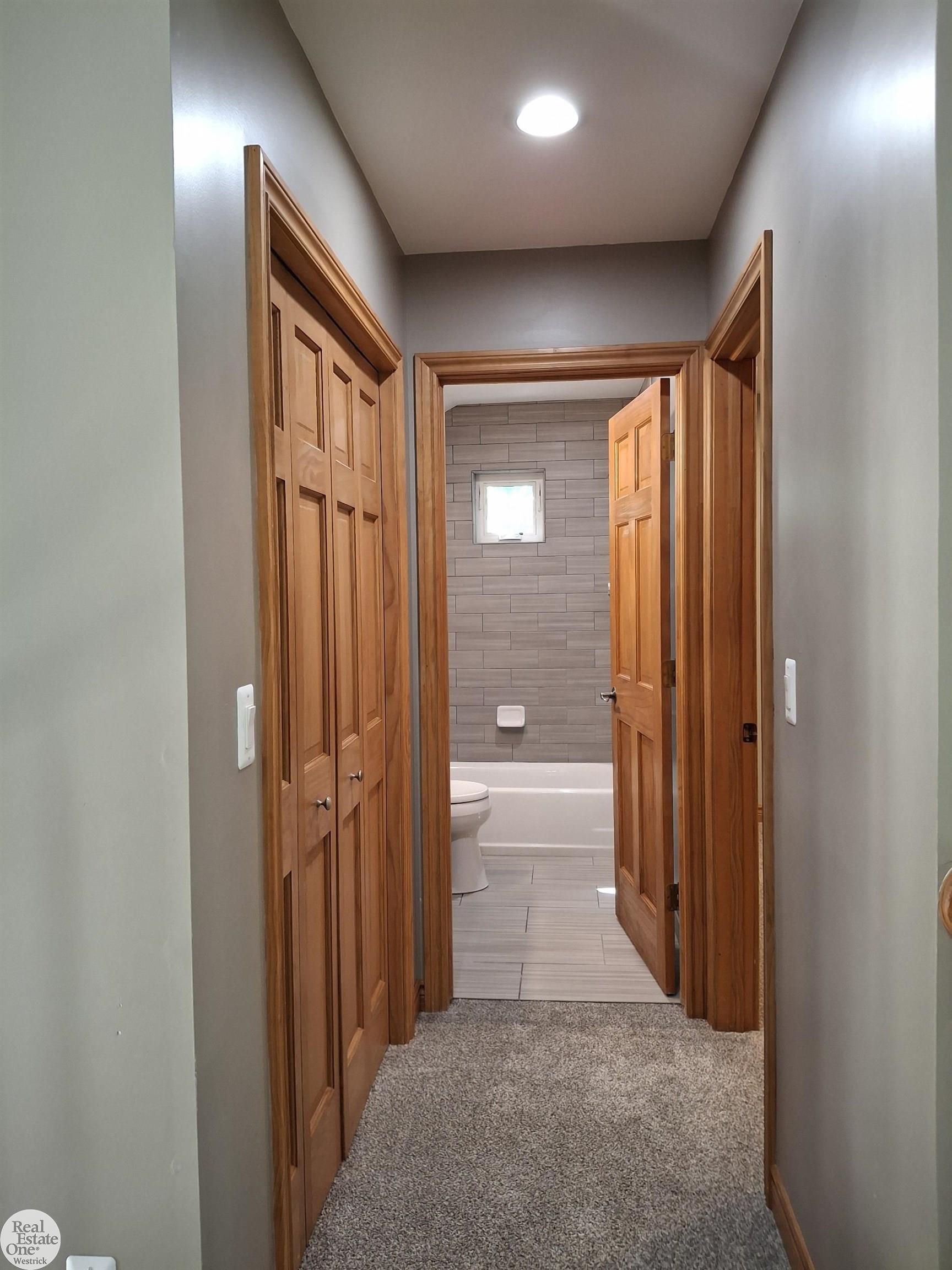 5746 Roberts Road