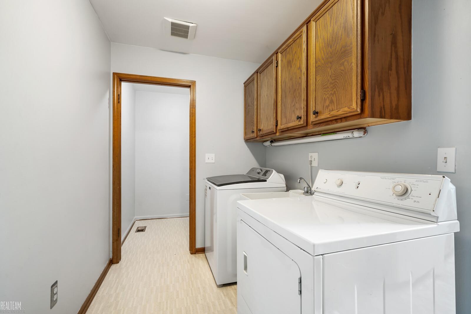 49453 Tarrytown Court