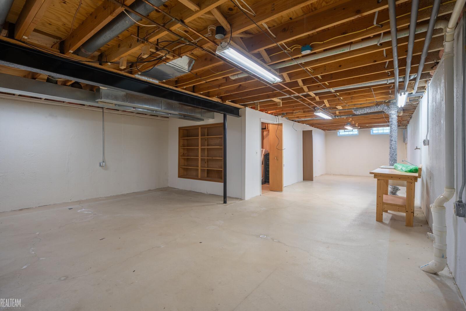 49453 Tarrytown Court