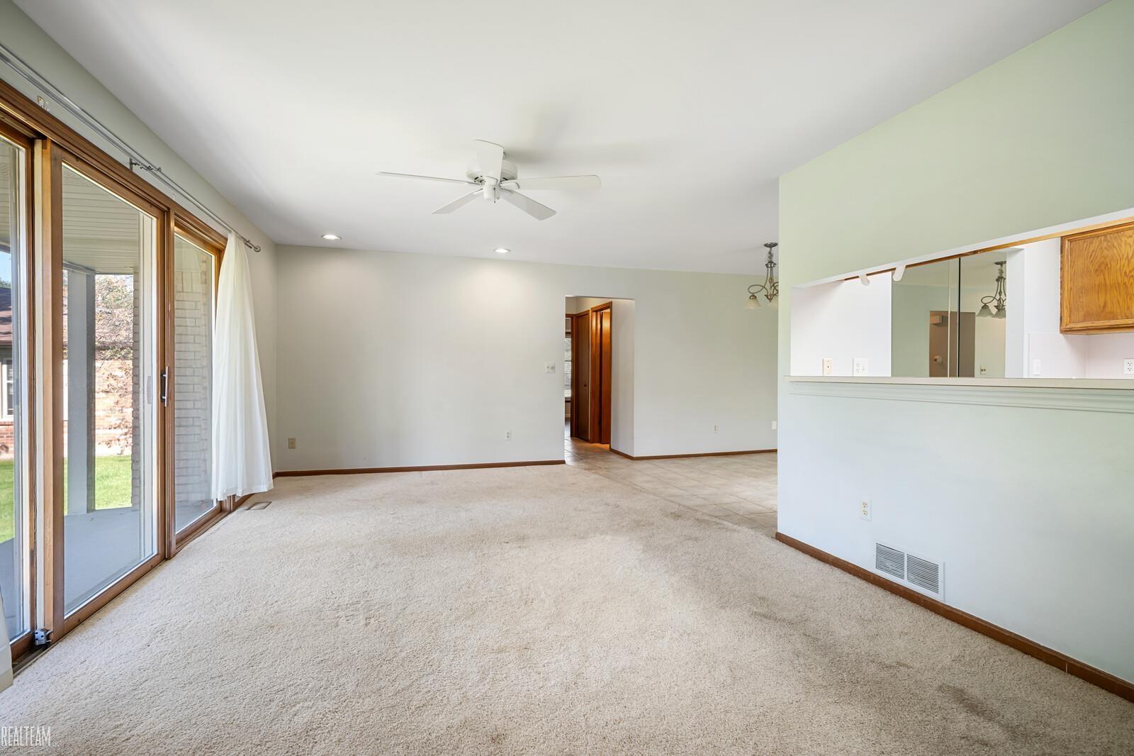 49453 Tarrytown Court