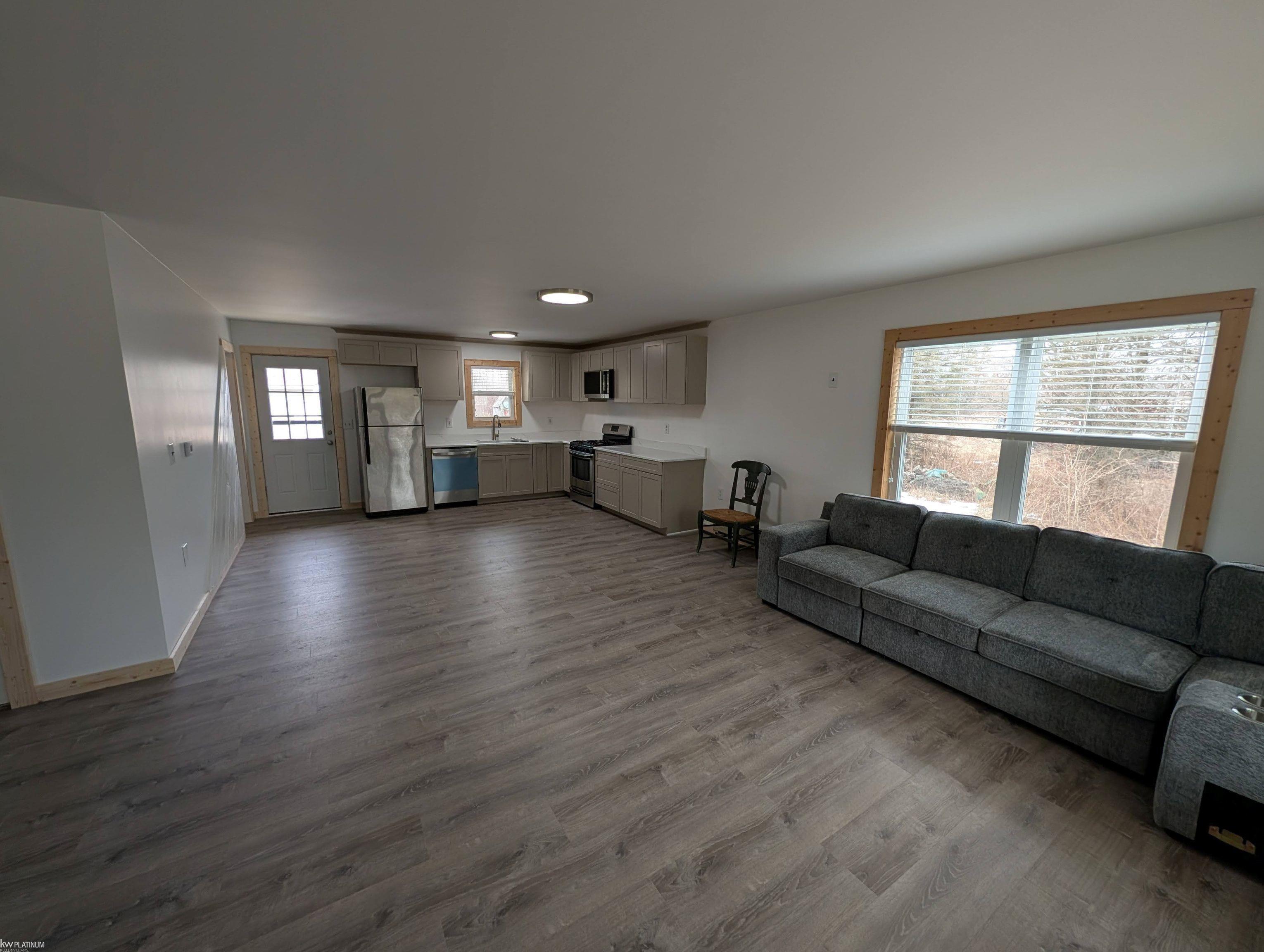 9072 Green Road