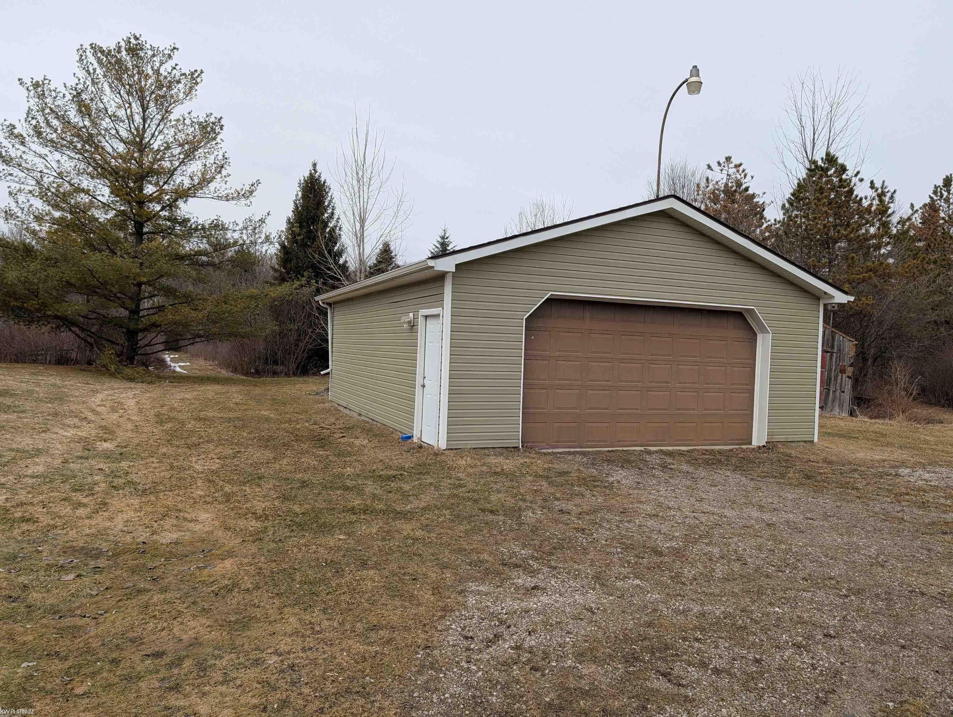 9072 Green Road