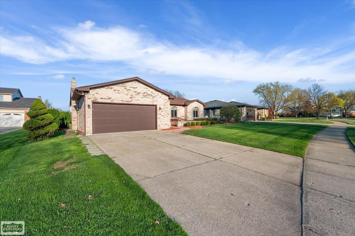 14315 Lakeshore Drive