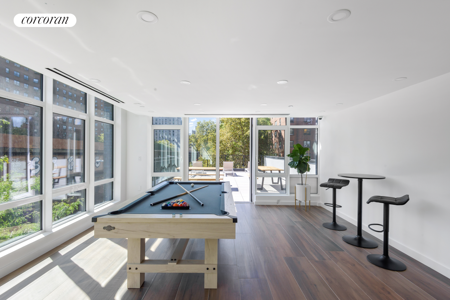 1516 PARK Avenue 5H