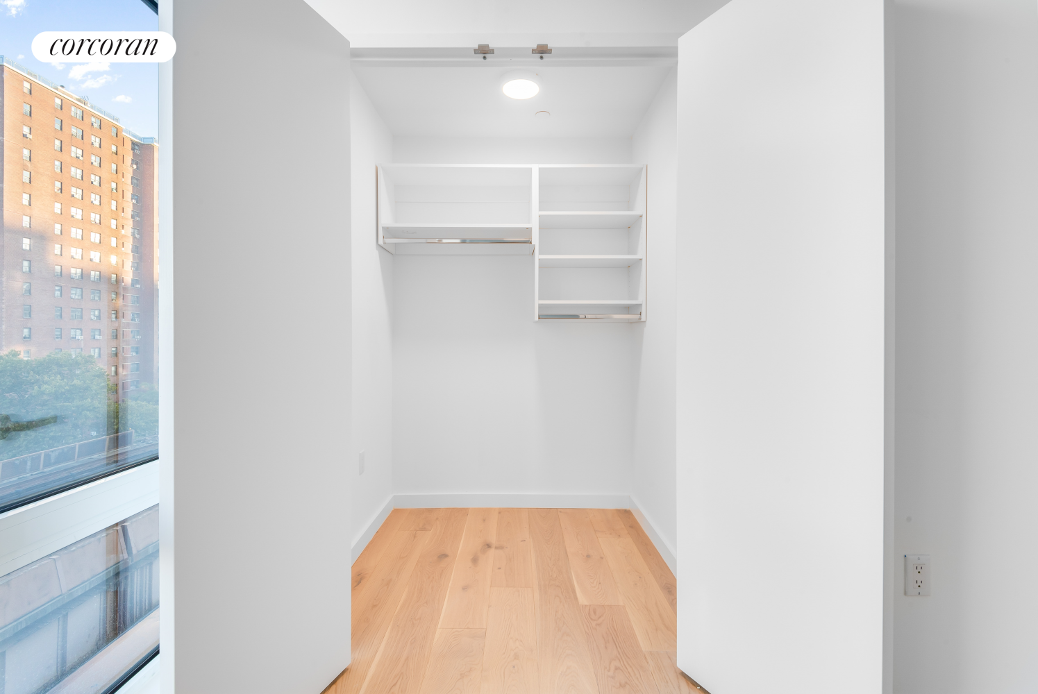 1516 PARK Avenue 5H