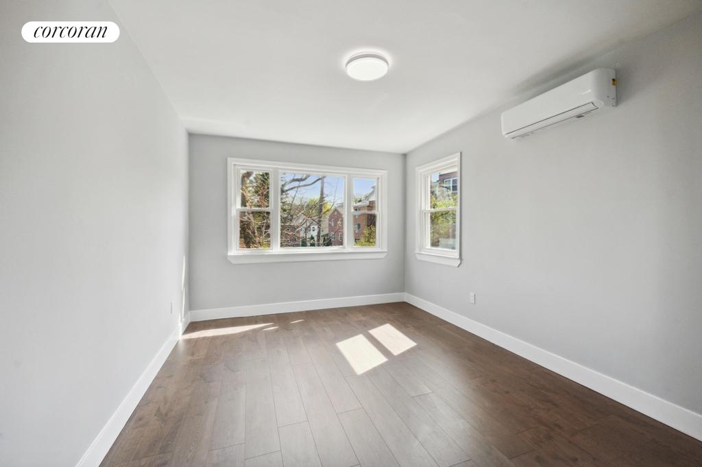 224 W 252ND Street