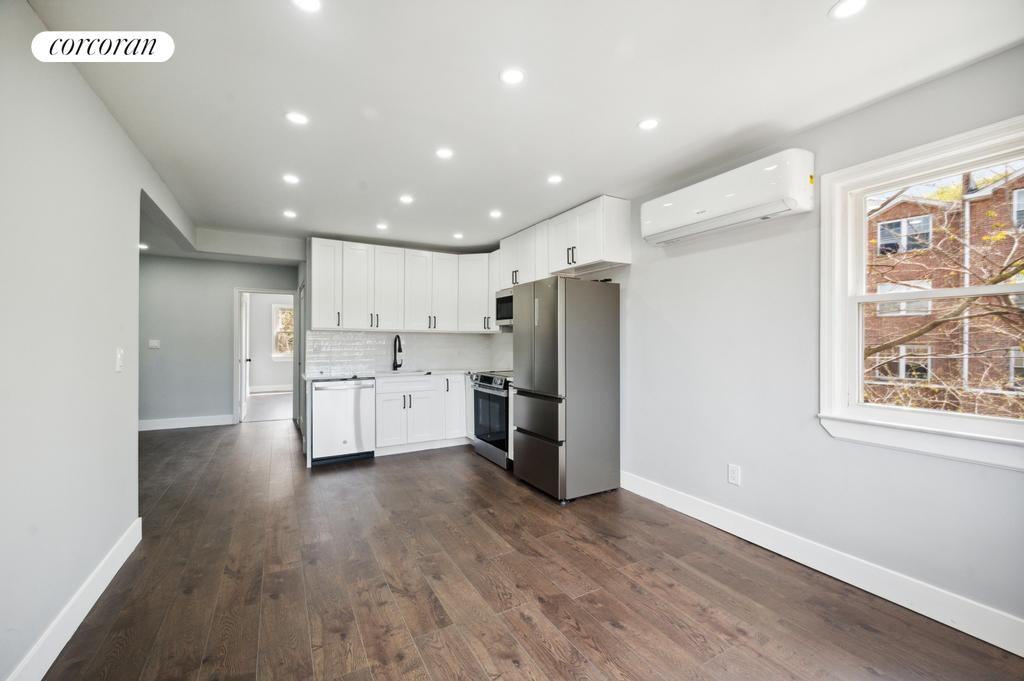 224 W 252ND Street