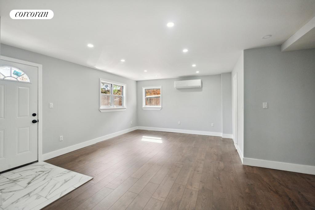 224 W 252ND Street