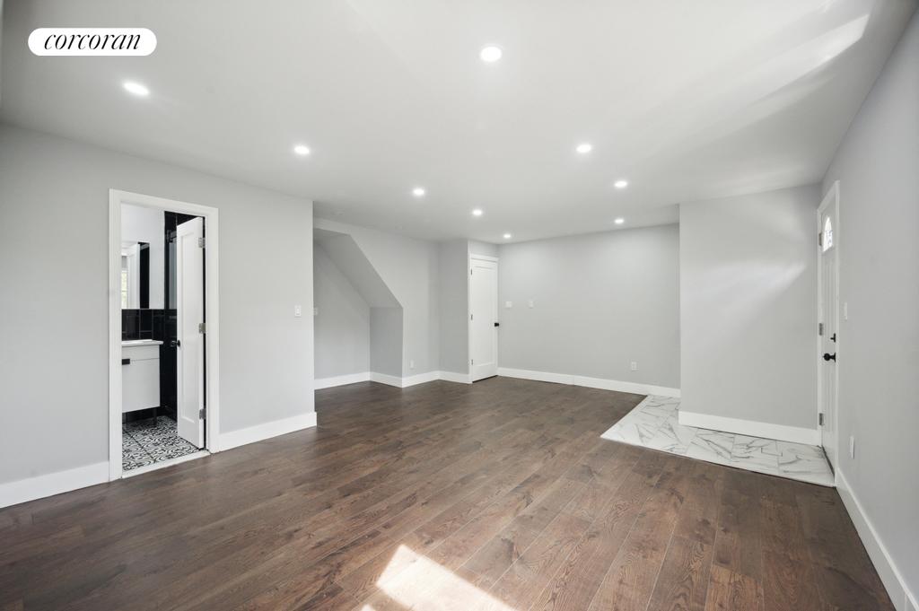 224 W 252ND Street
