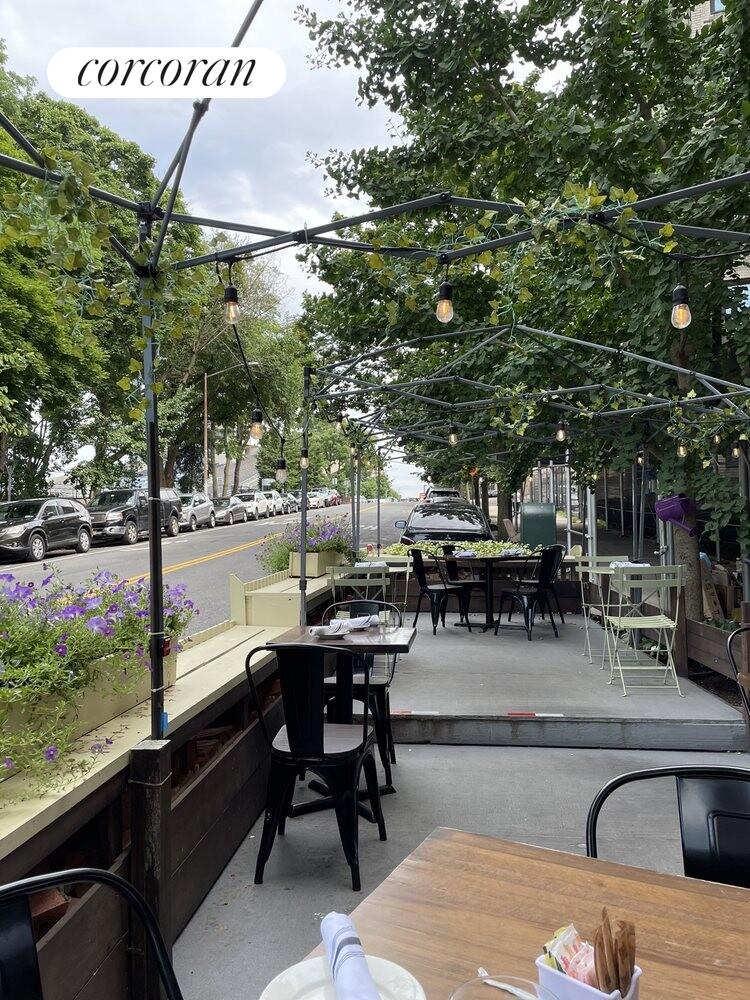 581 ACADEMY Street 4B