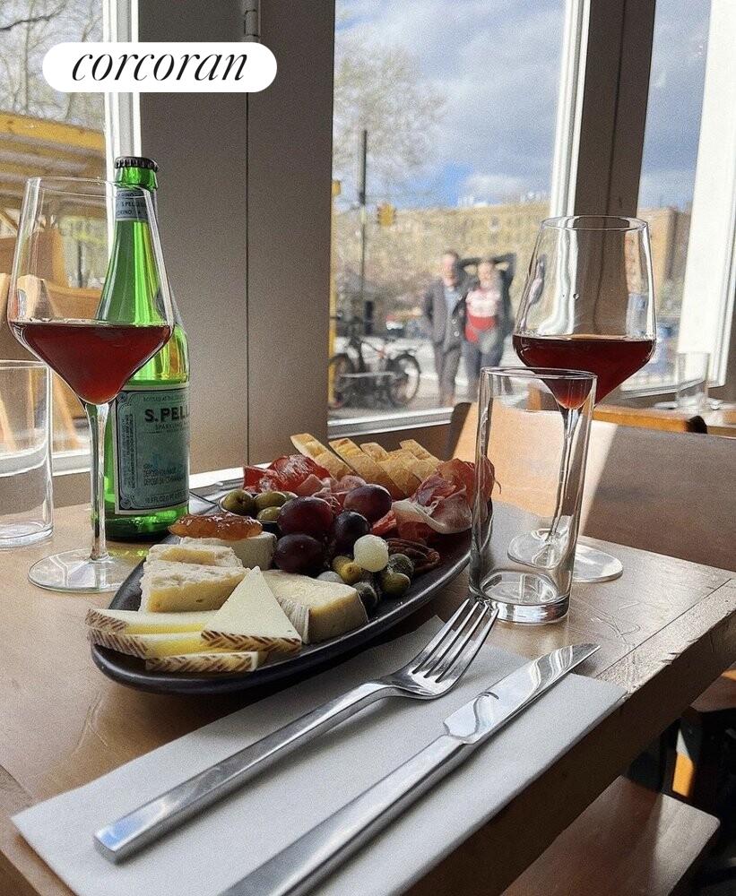 581 ACADEMY Street 4B