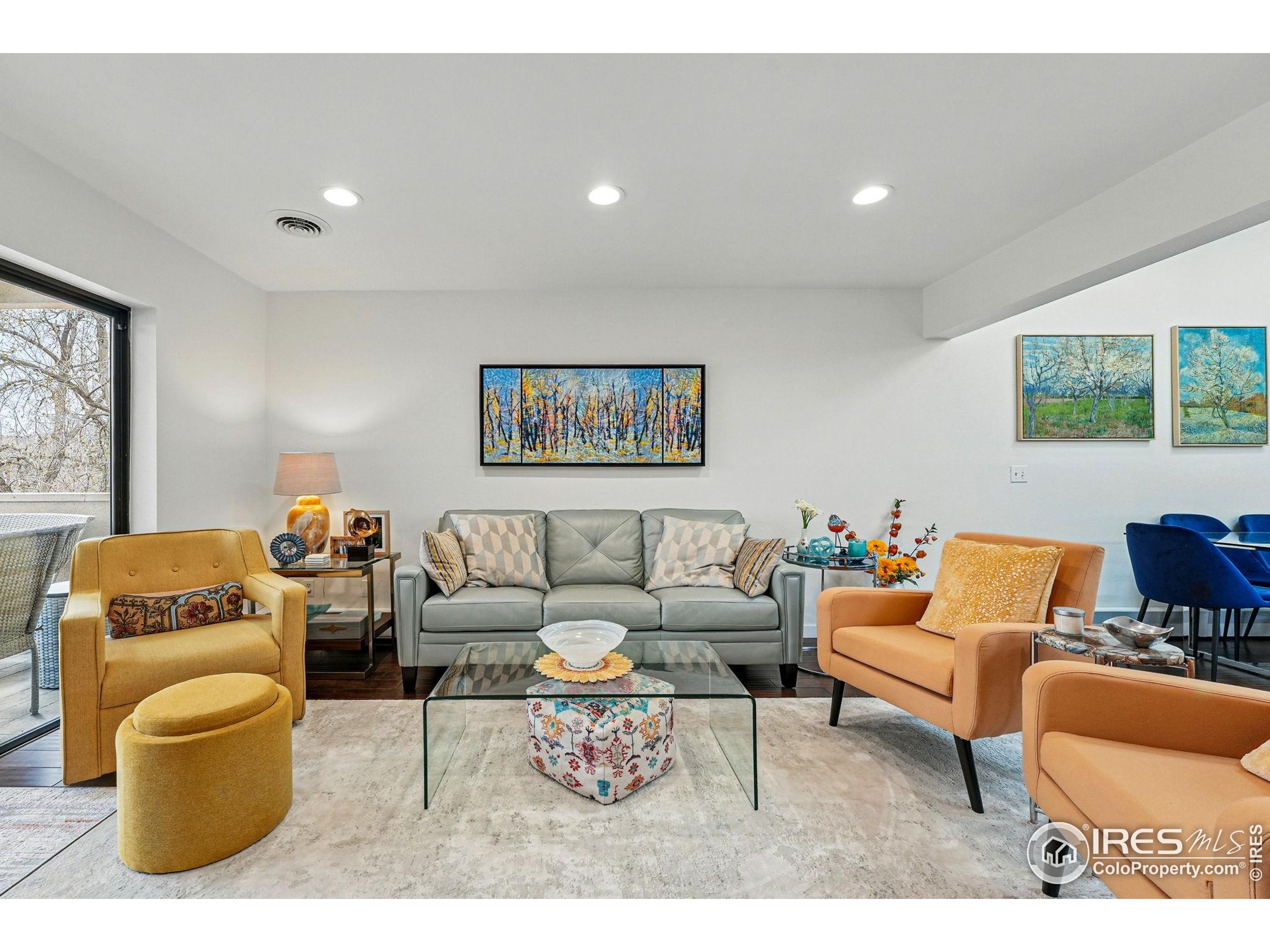 3825 Northbrook Dr F