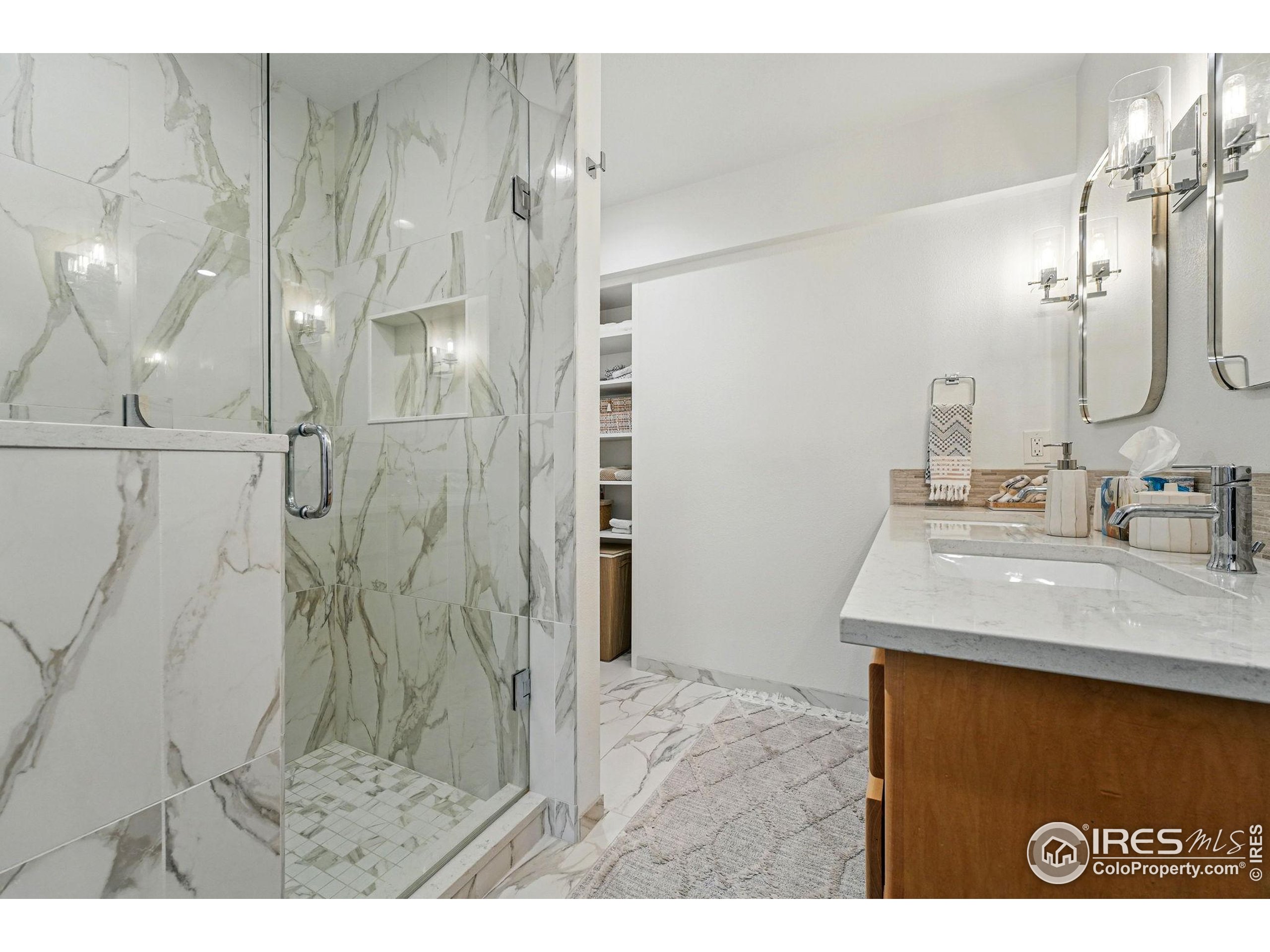 3825 Northbrook Dr F