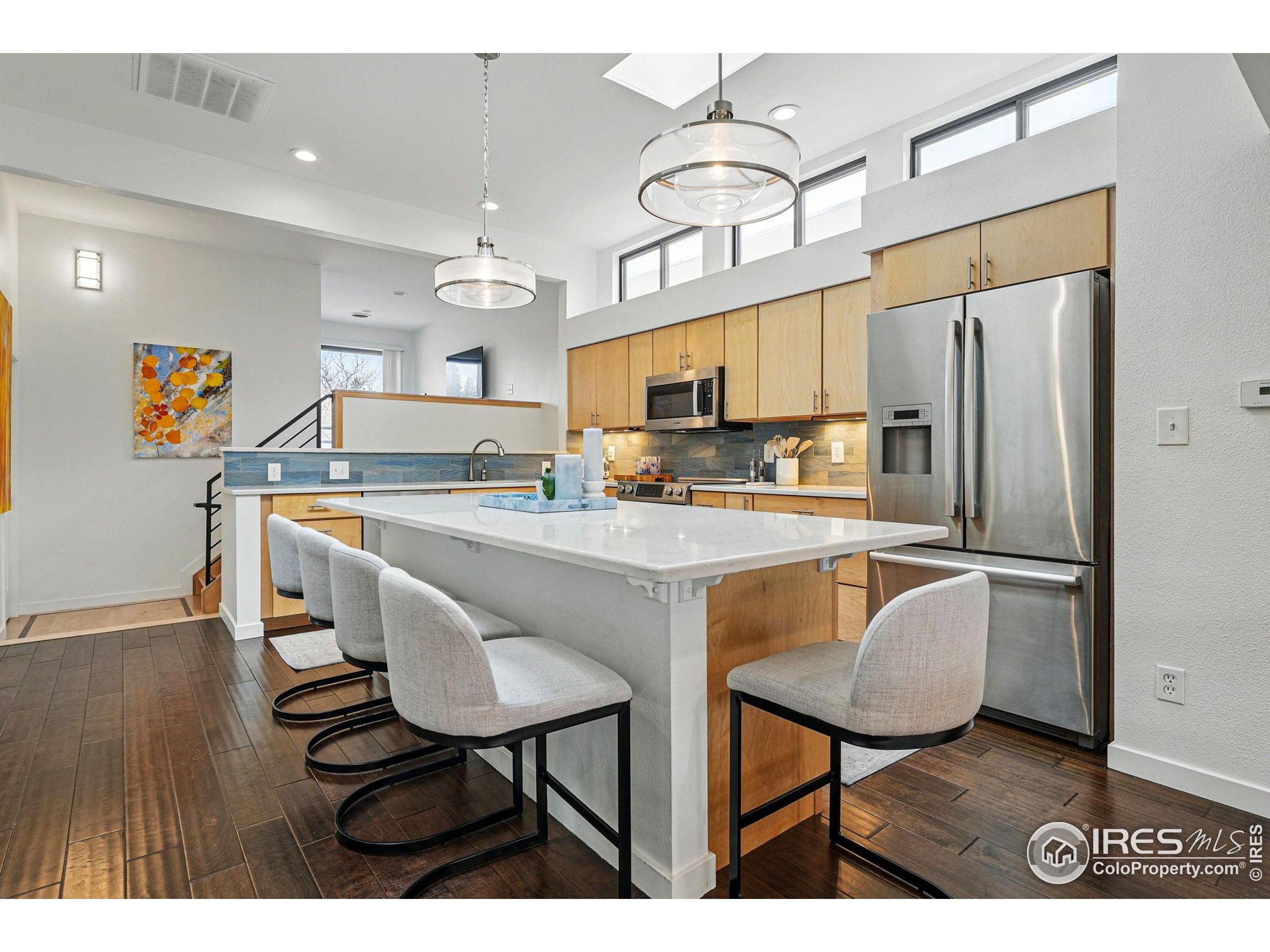 3825 Northbrook Dr F