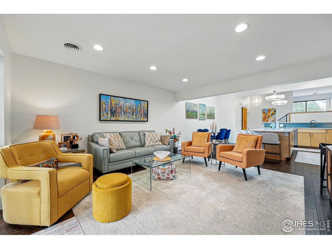 3825 Northbrook Dr F