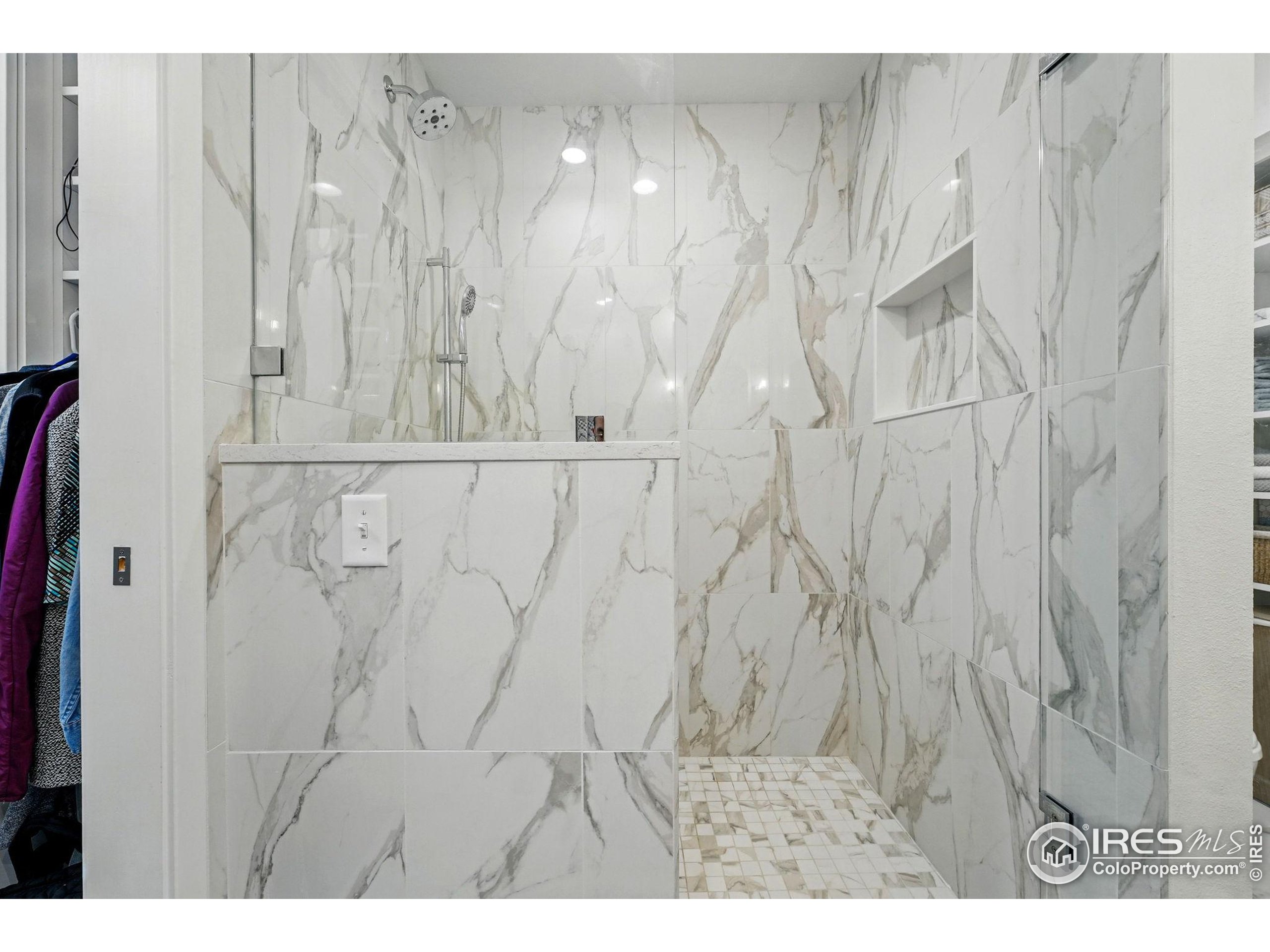 3825 Northbrook Dr F