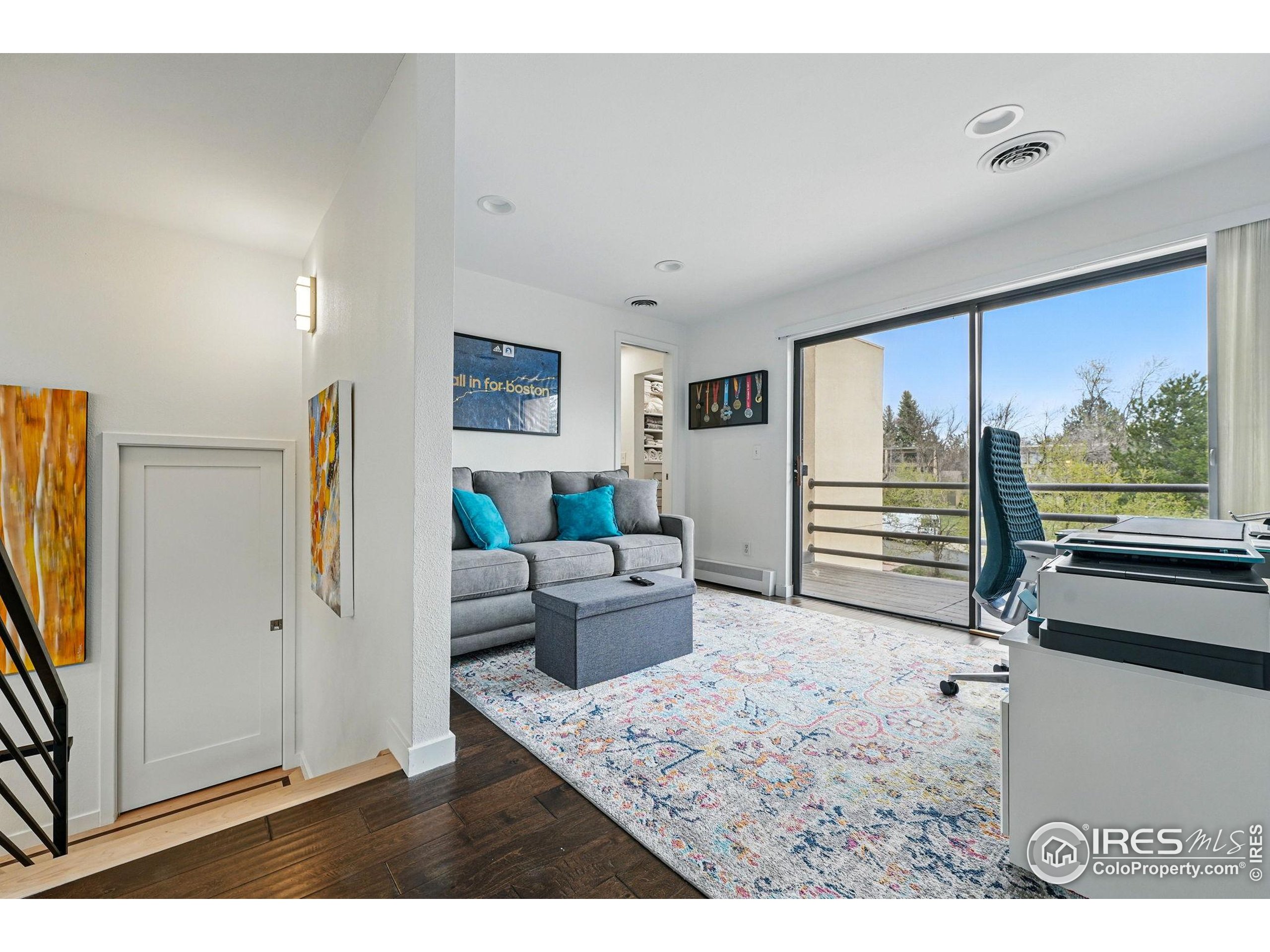 3825 Northbrook Dr F