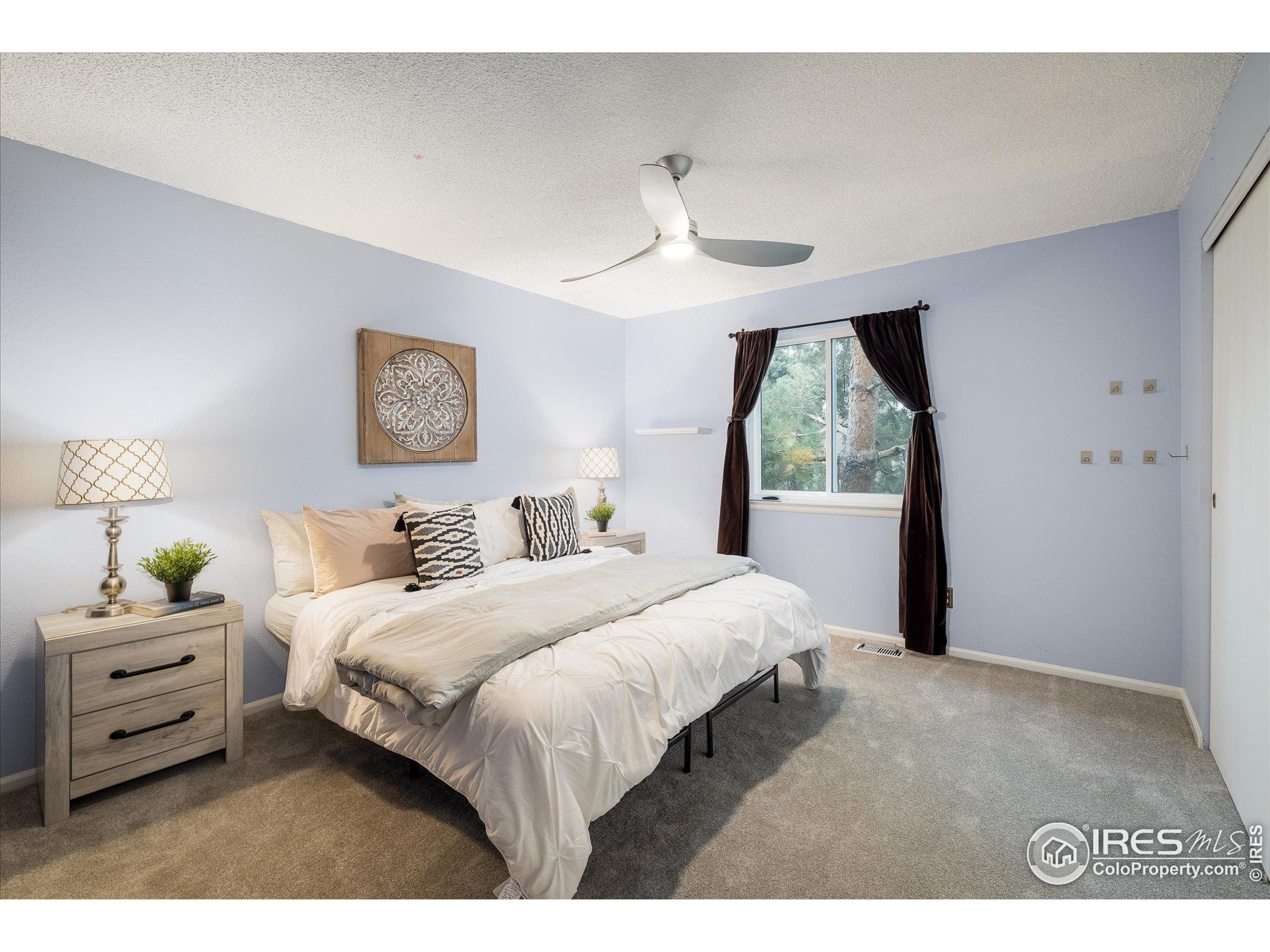247 Regal St