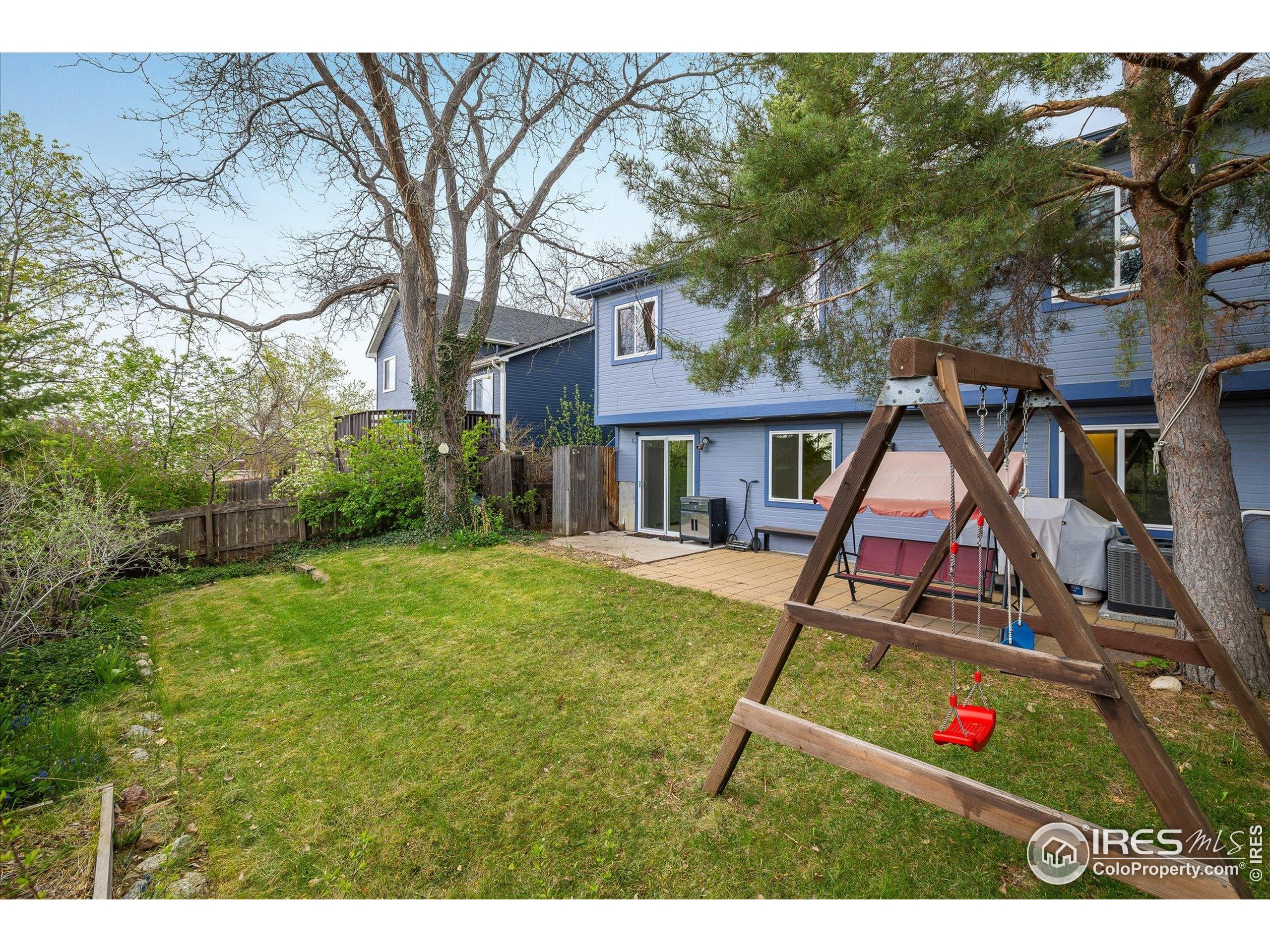 247 Regal St