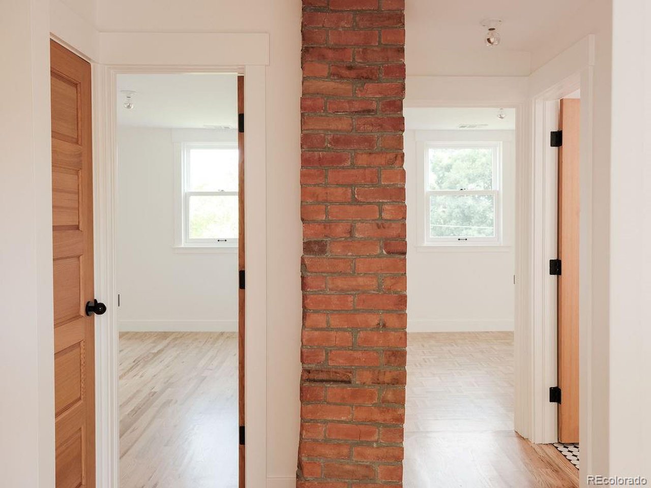 653 Dewey Ave