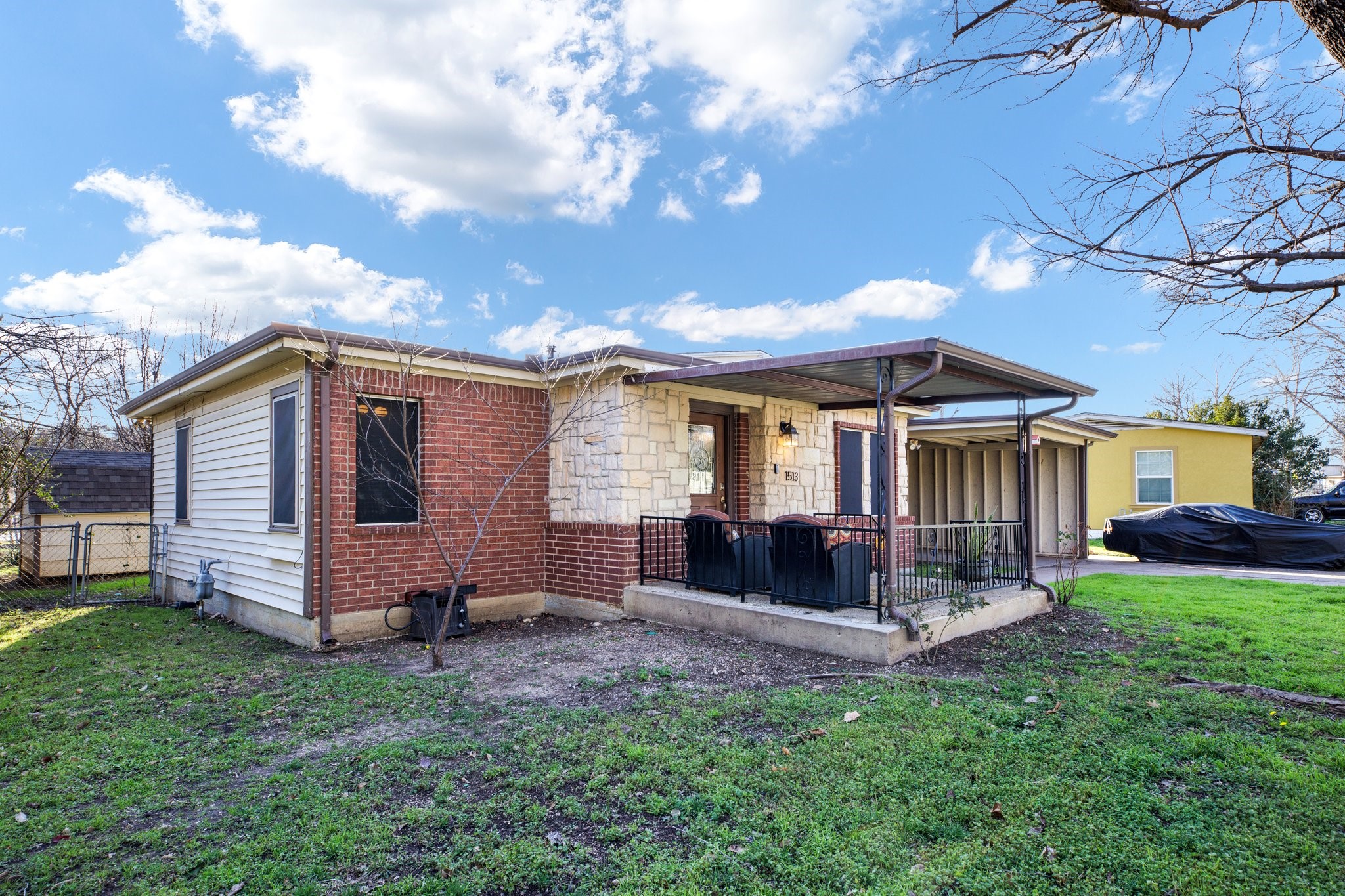 1513 Barcus Circle
