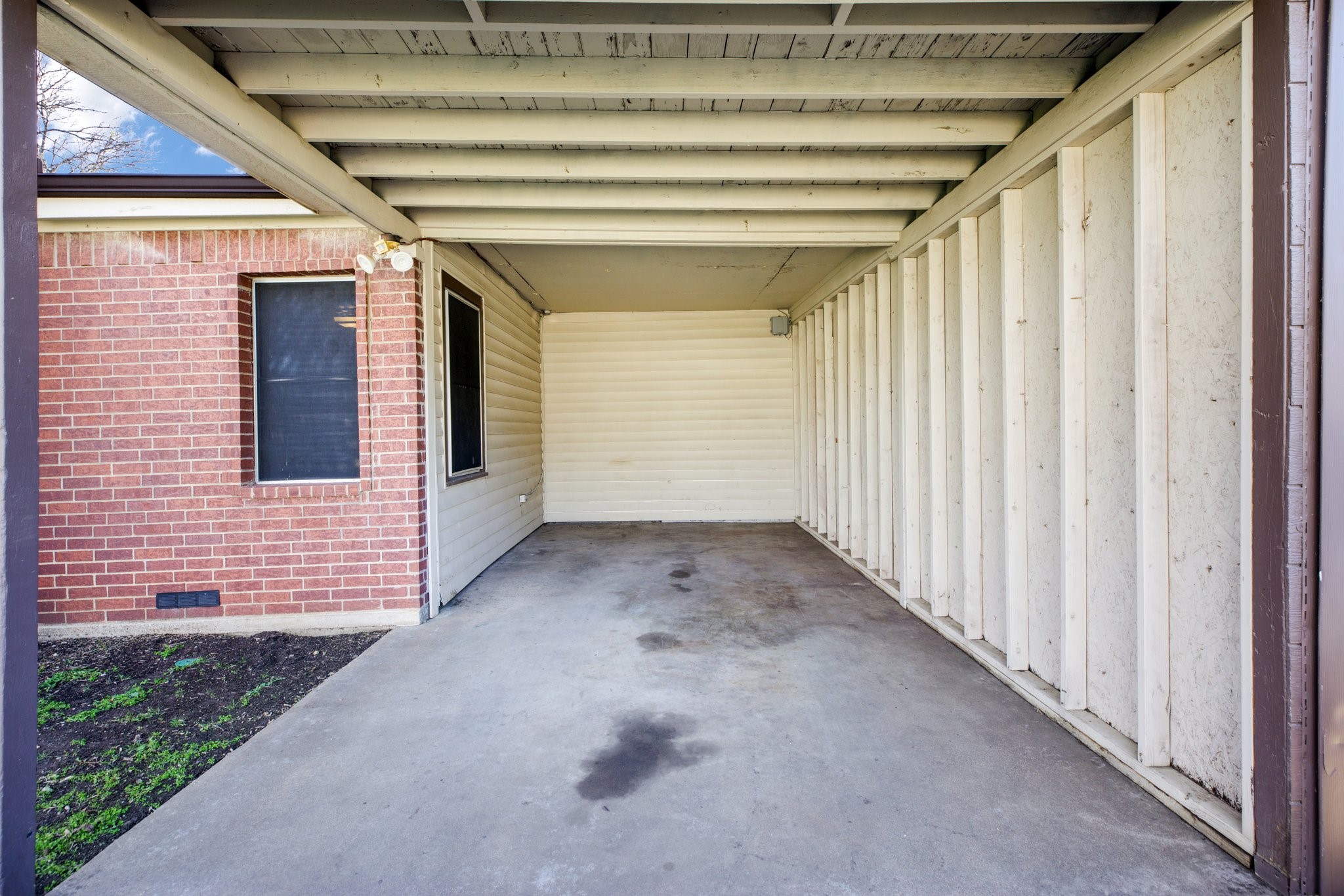 1513 Barcus Circle