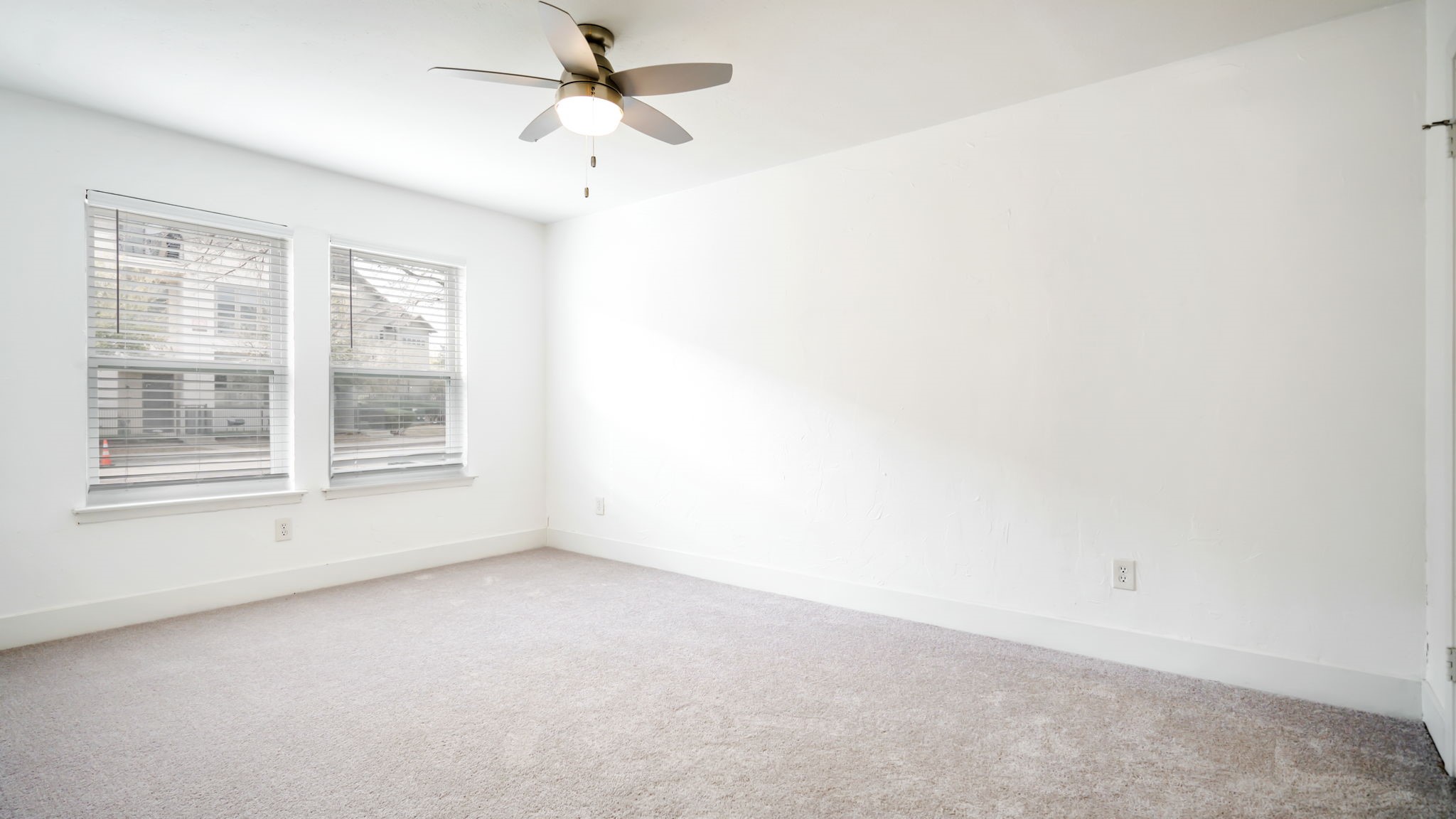 6005 Danbury Lane 103