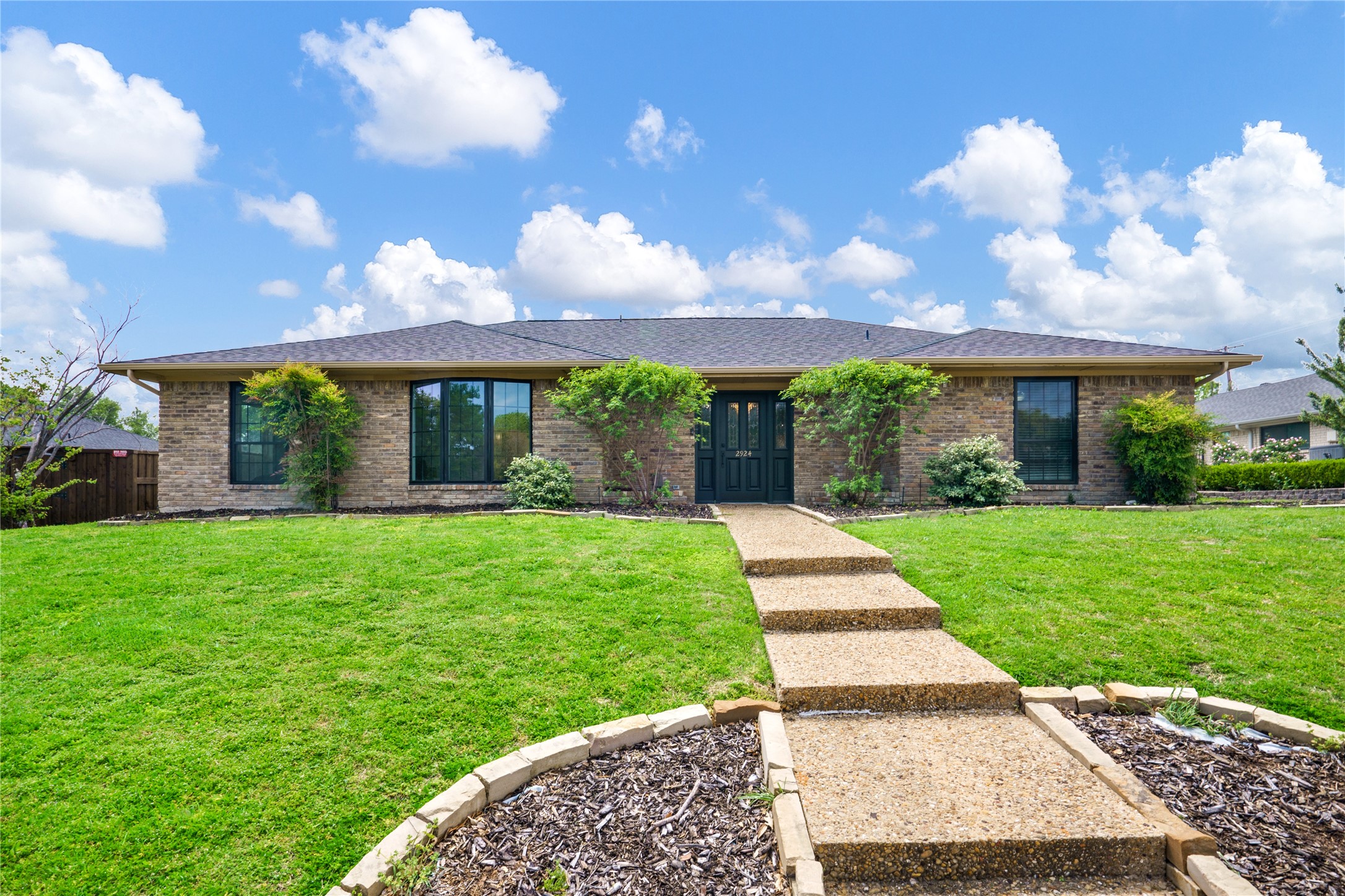 2924 Fountain Head Drive