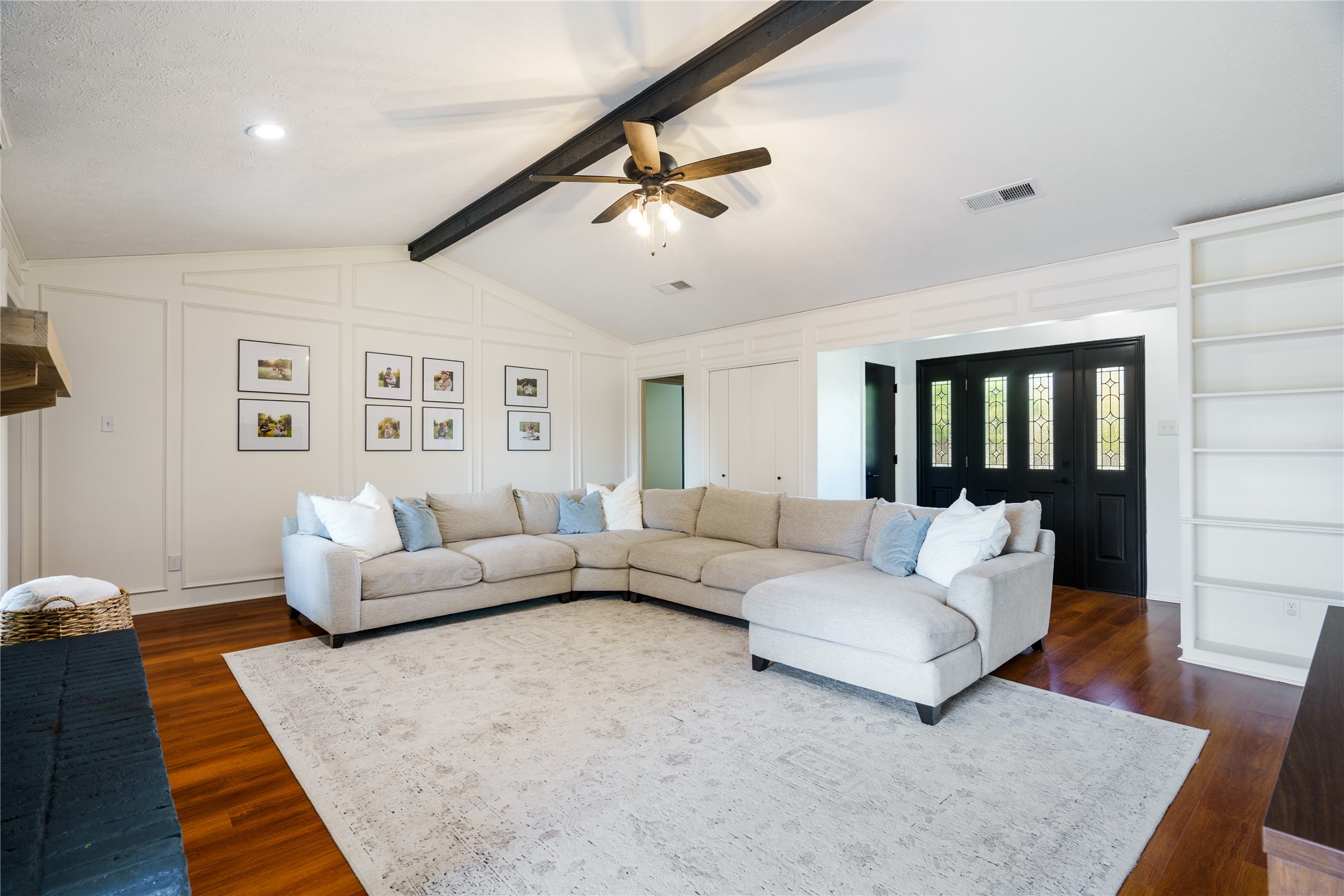 2924 Fountain Head Drive