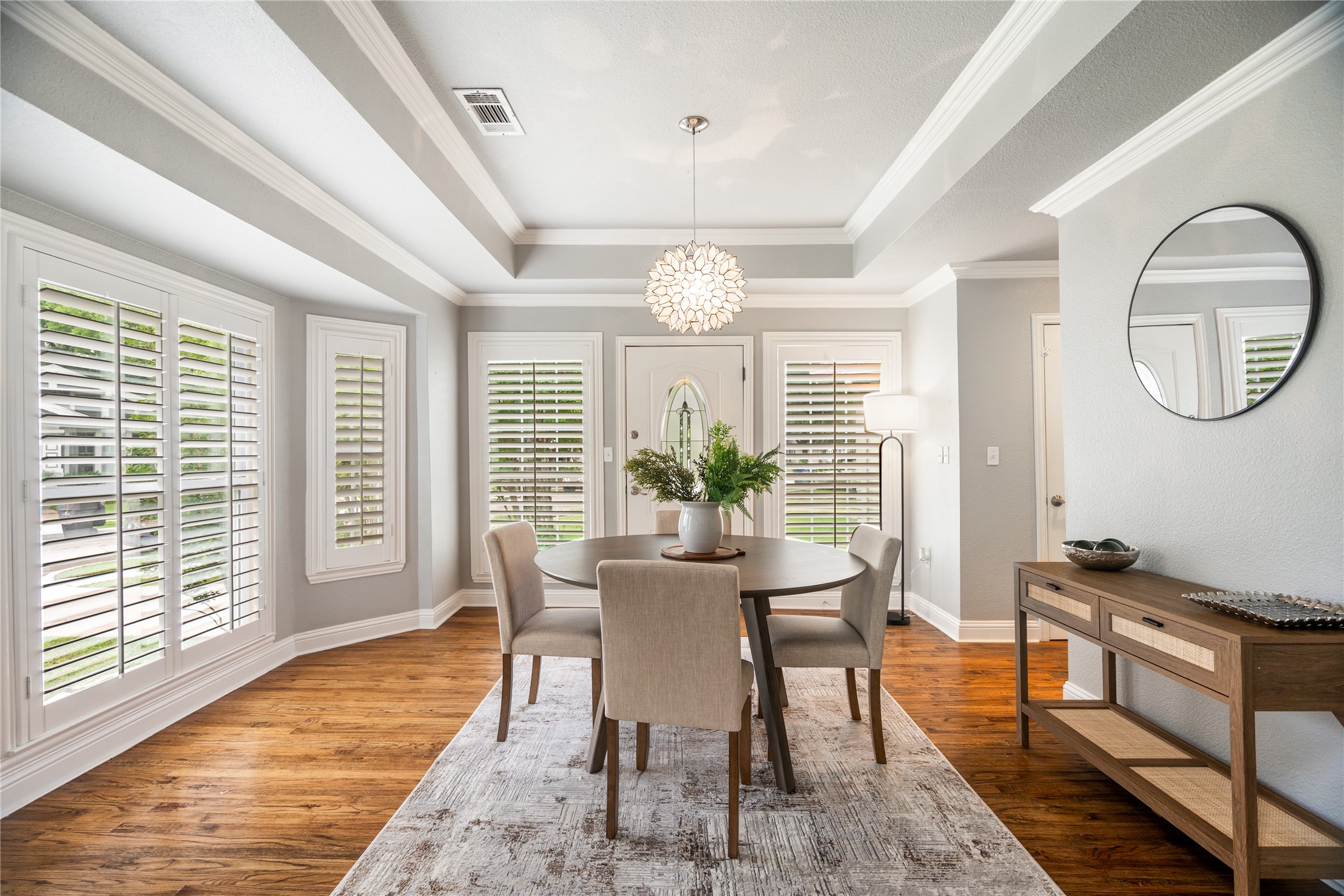 5943 Bryan Parkway