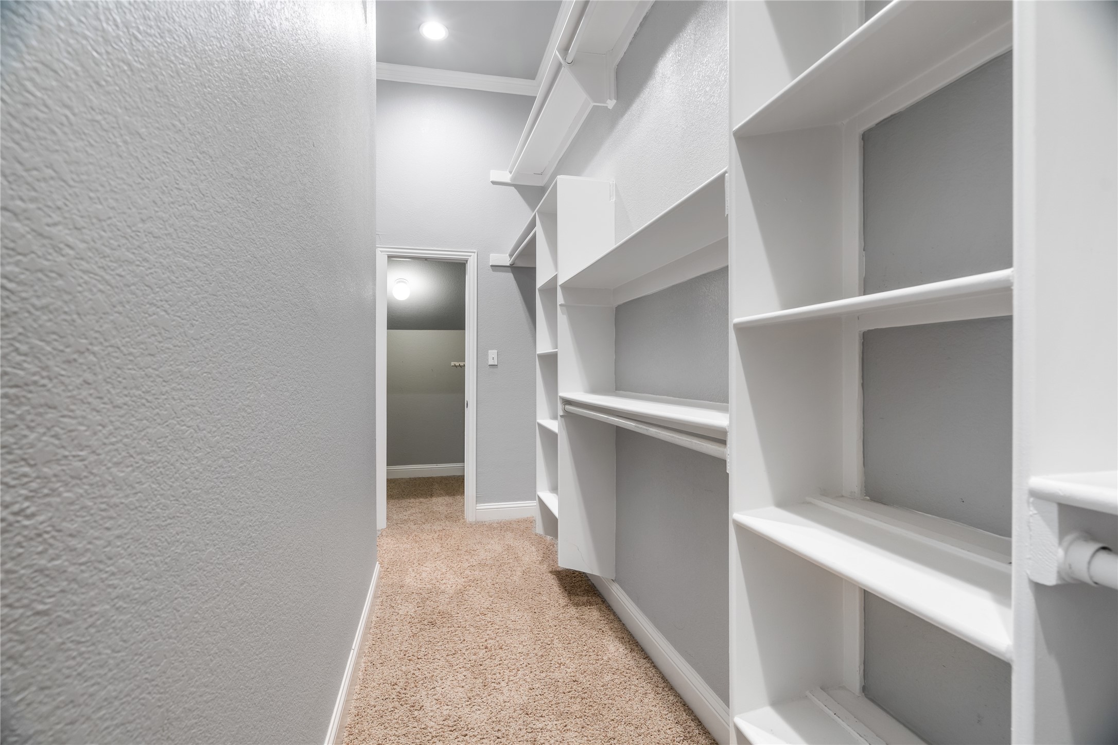 5943 Bryan Parkway